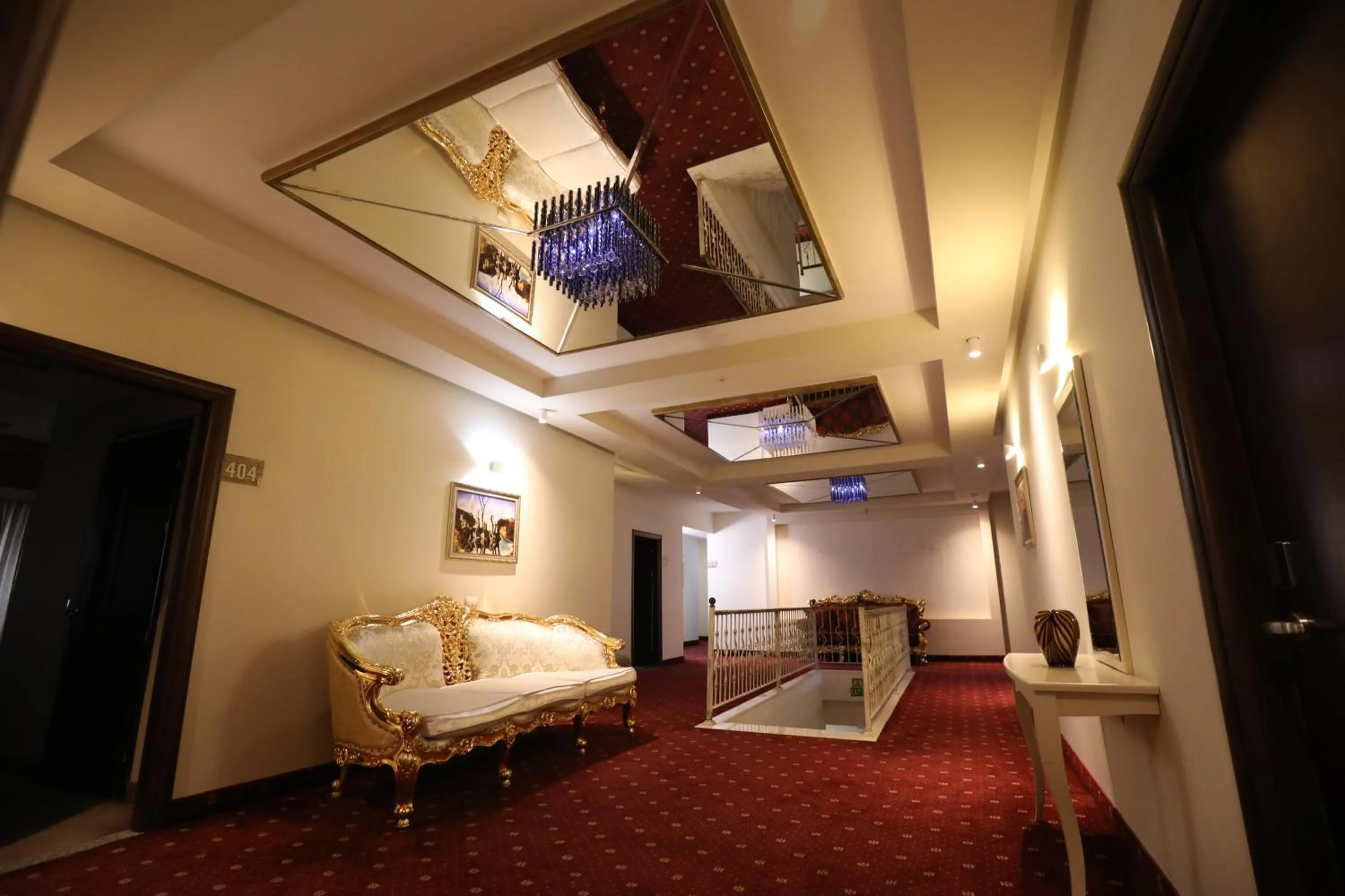 Photo of the whole room, Bed in Hotel 1 Maji