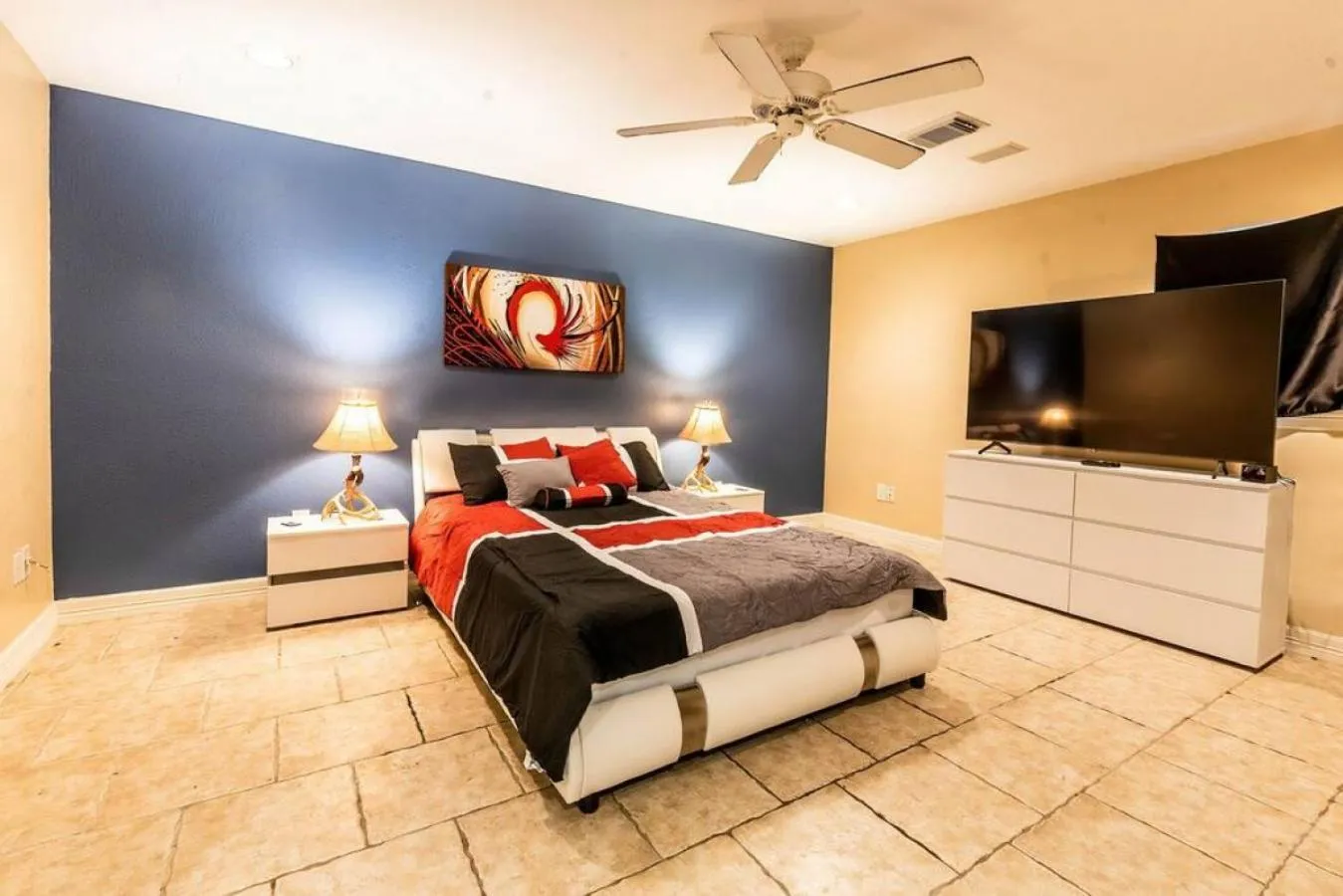 Bedroom, Bed in Huge 6 Bedroom with Pool, Spa, 85 Inch TV, Game Room