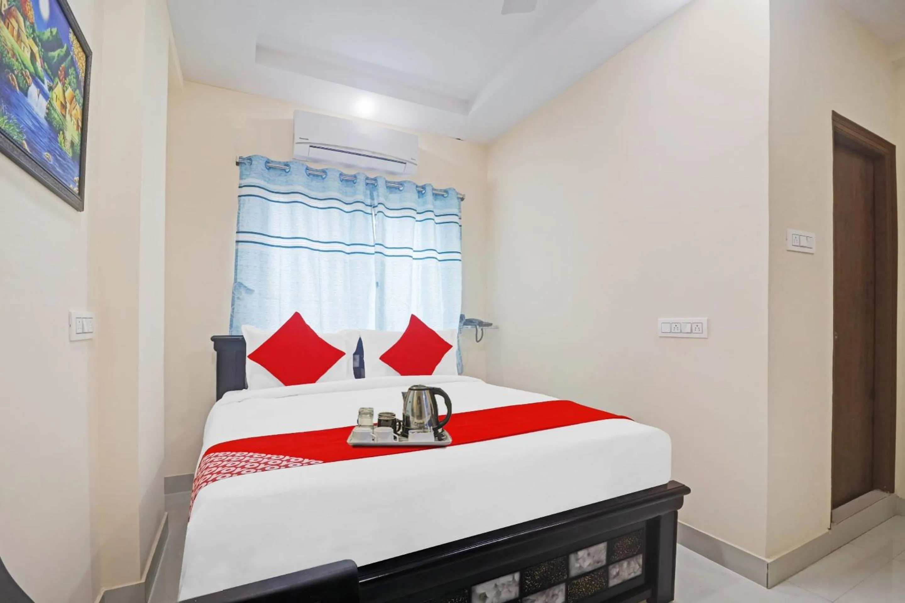 Bedroom, Bed in Super Hotel O Qualia Pride Financial District