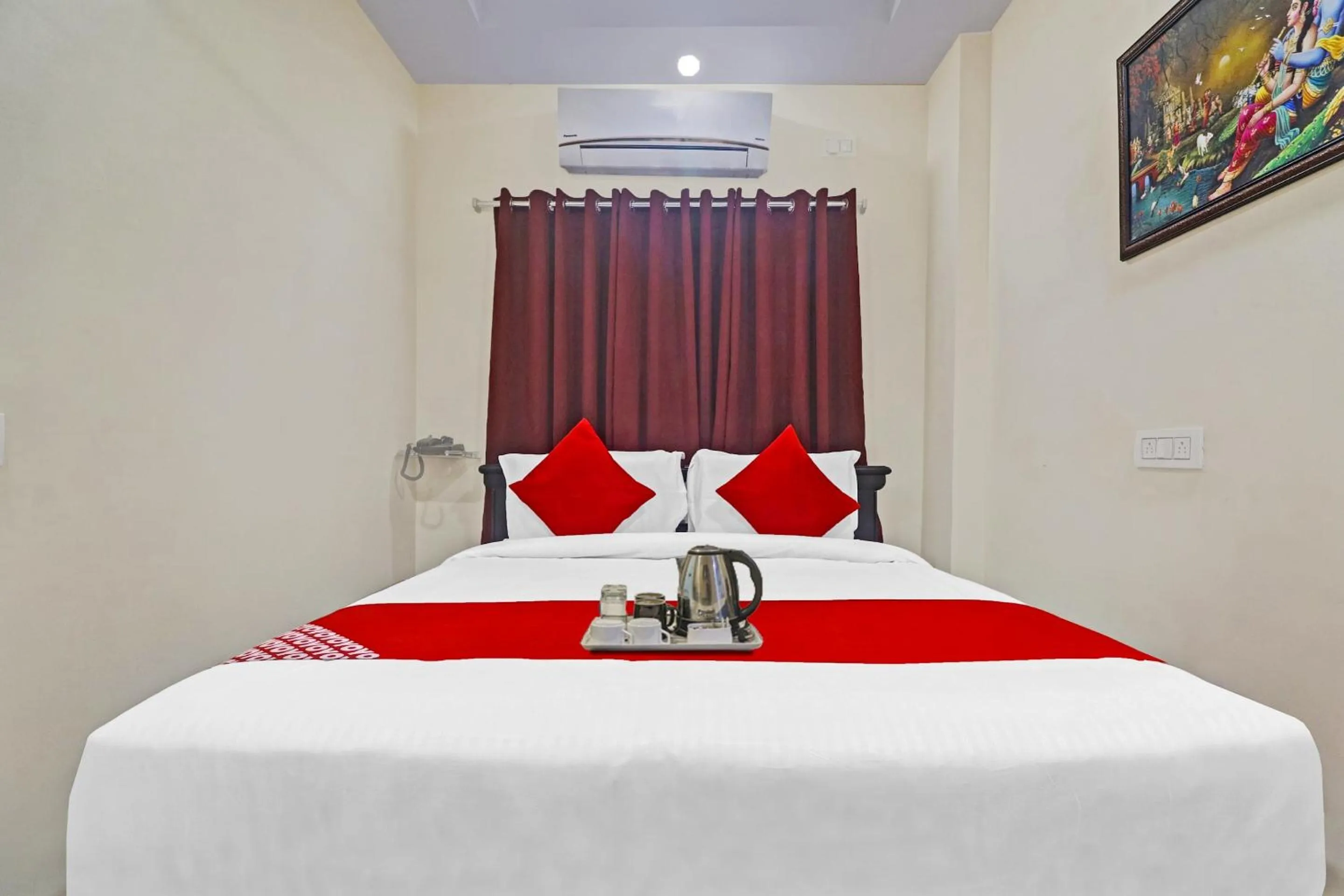 Bedroom, Bed in Super Hotel O Qualia Pride Financial District