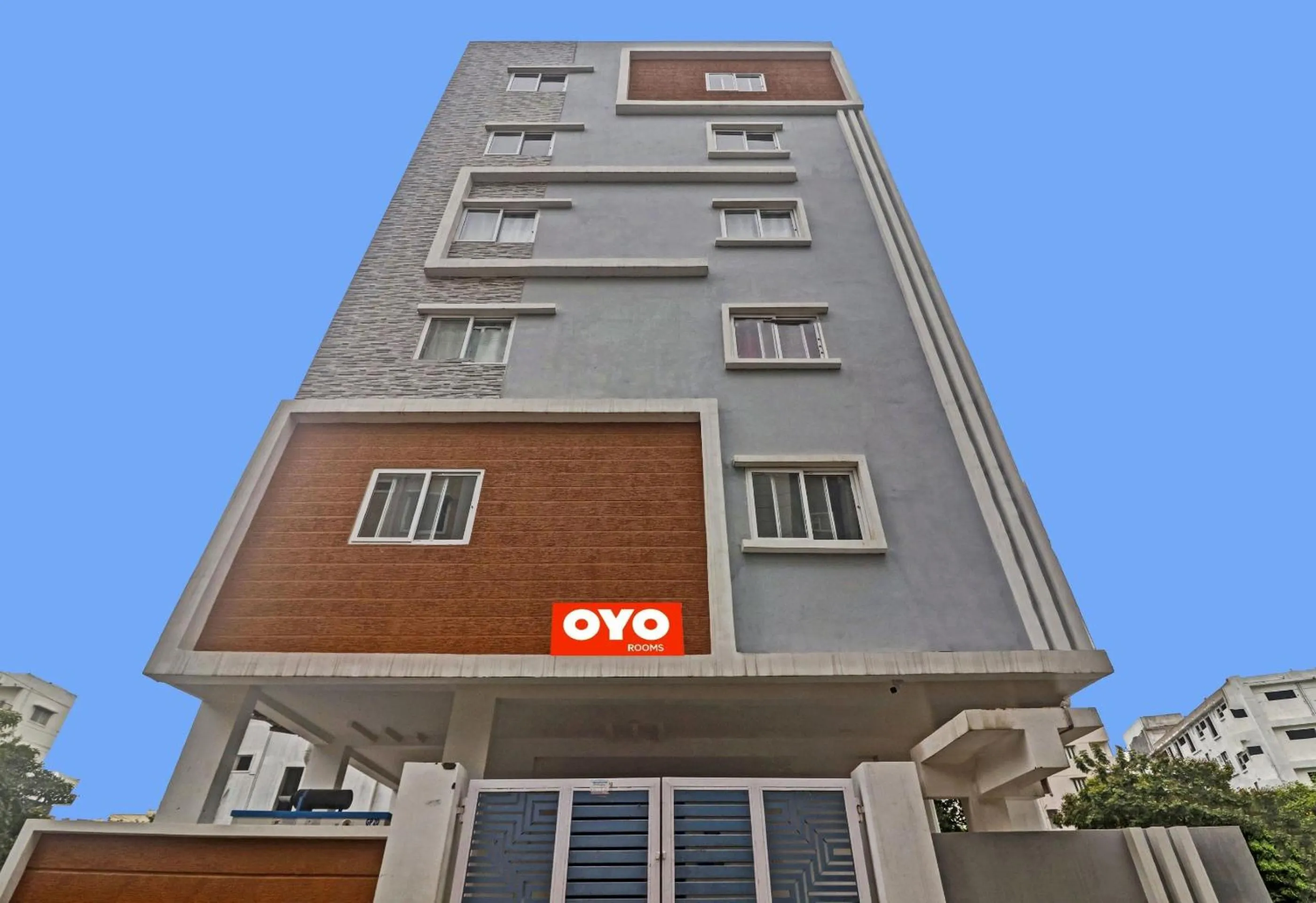 Facade/entrance in Super Hotel O Qualia Pride Financial District