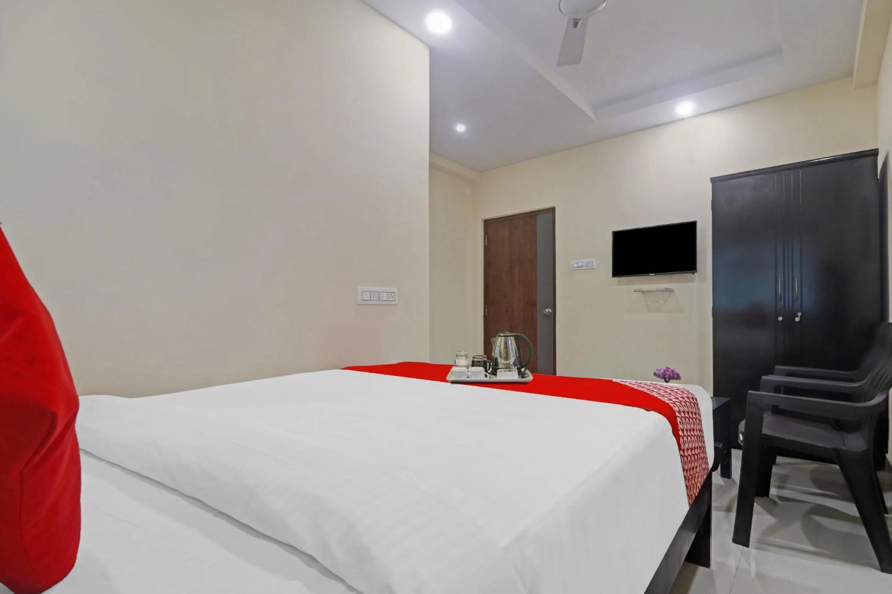 Bedroom, Bed in Super Hotel O Qualia Pride Financial District