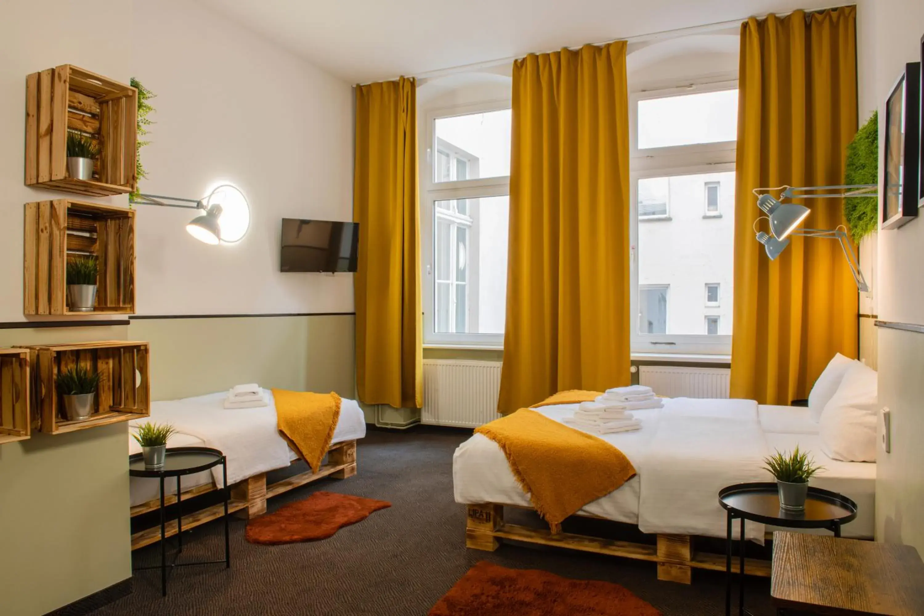 Triple Room in Hotel Alex Berlin Triple Room in Hotel Alex Berlin