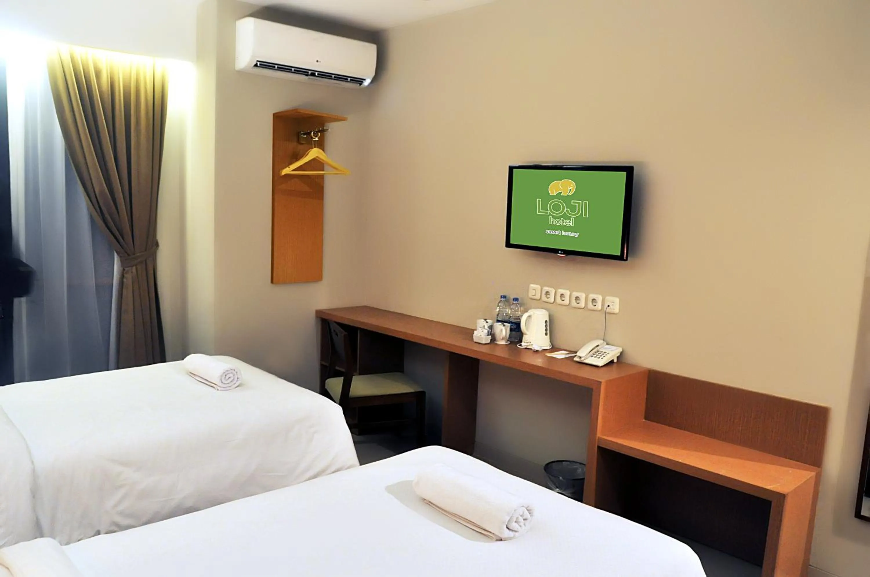 Bedroom, Bed in Loji Hotel