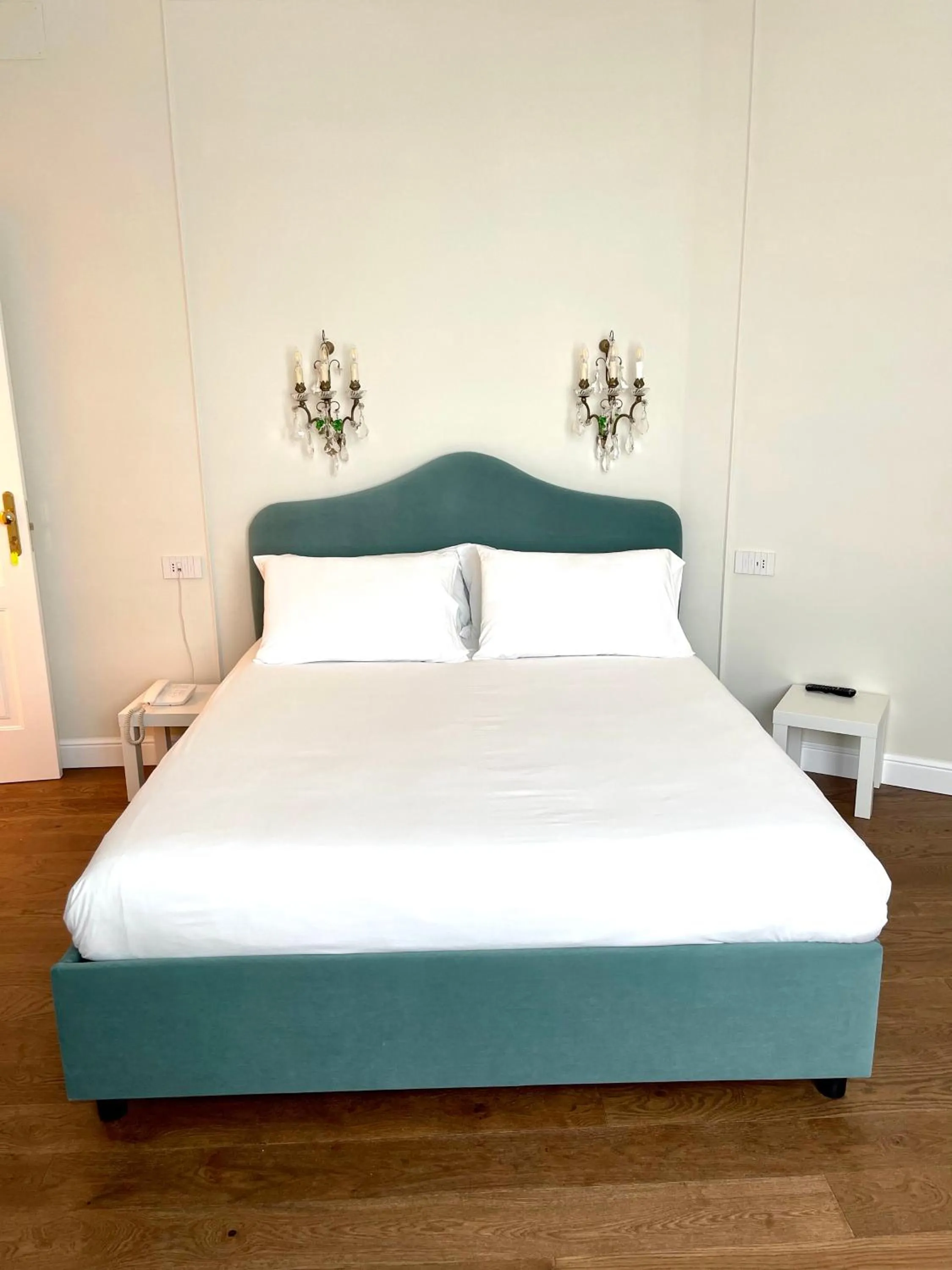Bed in Experience Boutique Hotel - Villa Cimmino