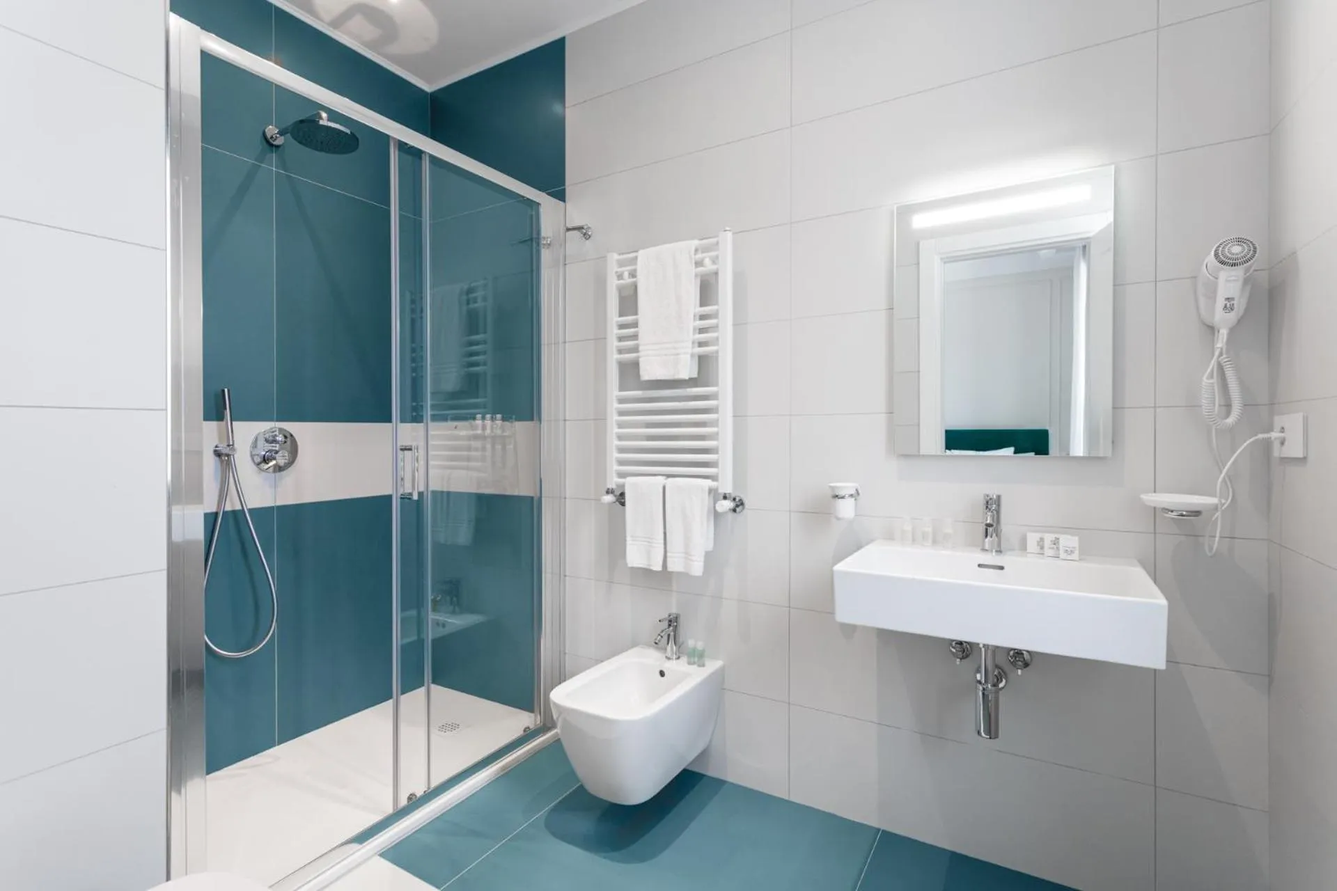 Shower in Experience Boutique Hotel - Villa Cimmino