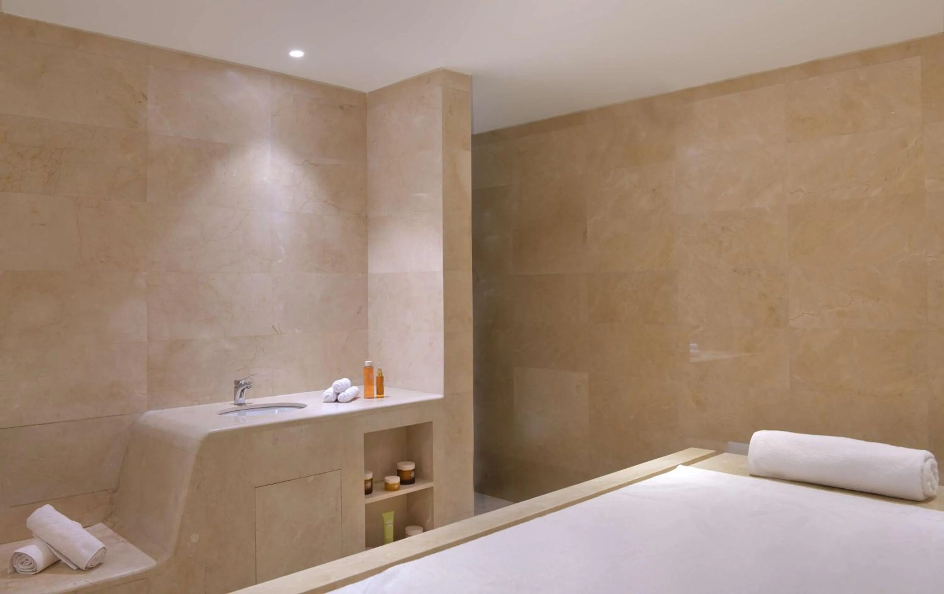 Hot Spring Bath, Bed in Hilton Taghazout Bay Beach Resort & Spa