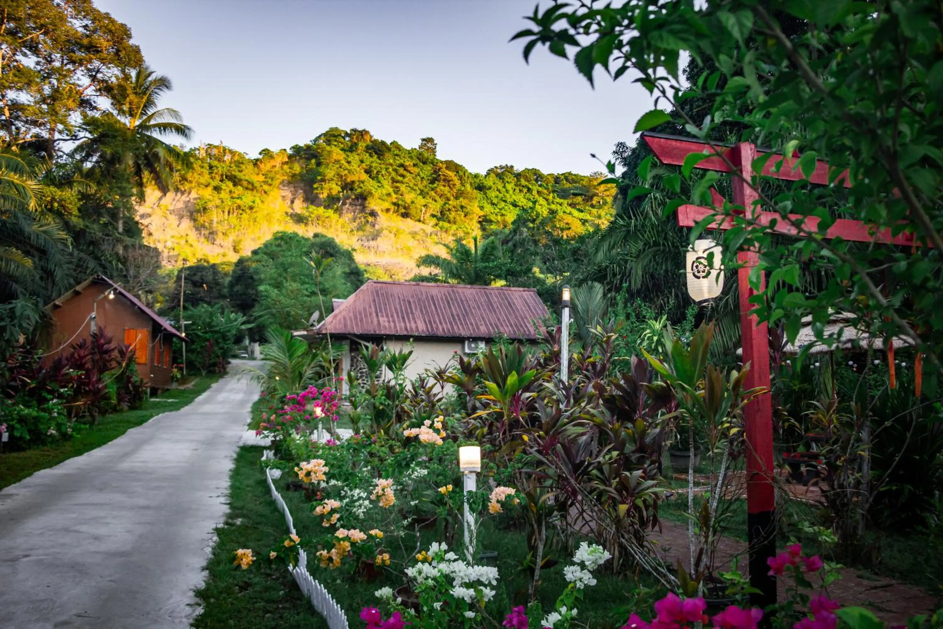 Property building in Timba Garden FREE TOWN AND JETTY TRANSPORT