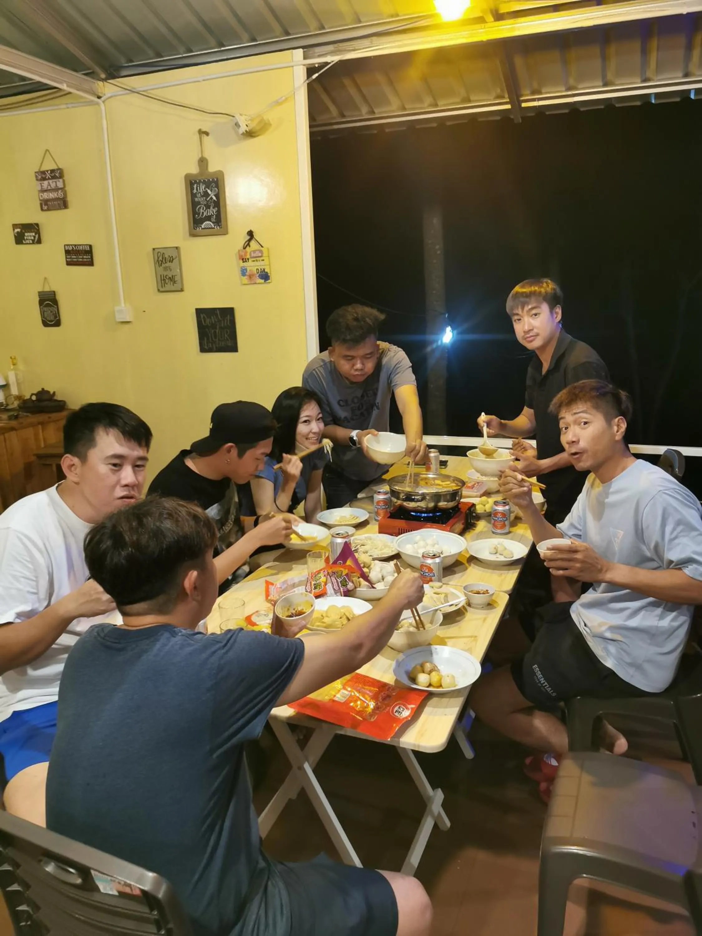 Restaurant/places to eat in Timba Garden FREE TOWN AND JETTY TRANSPORT