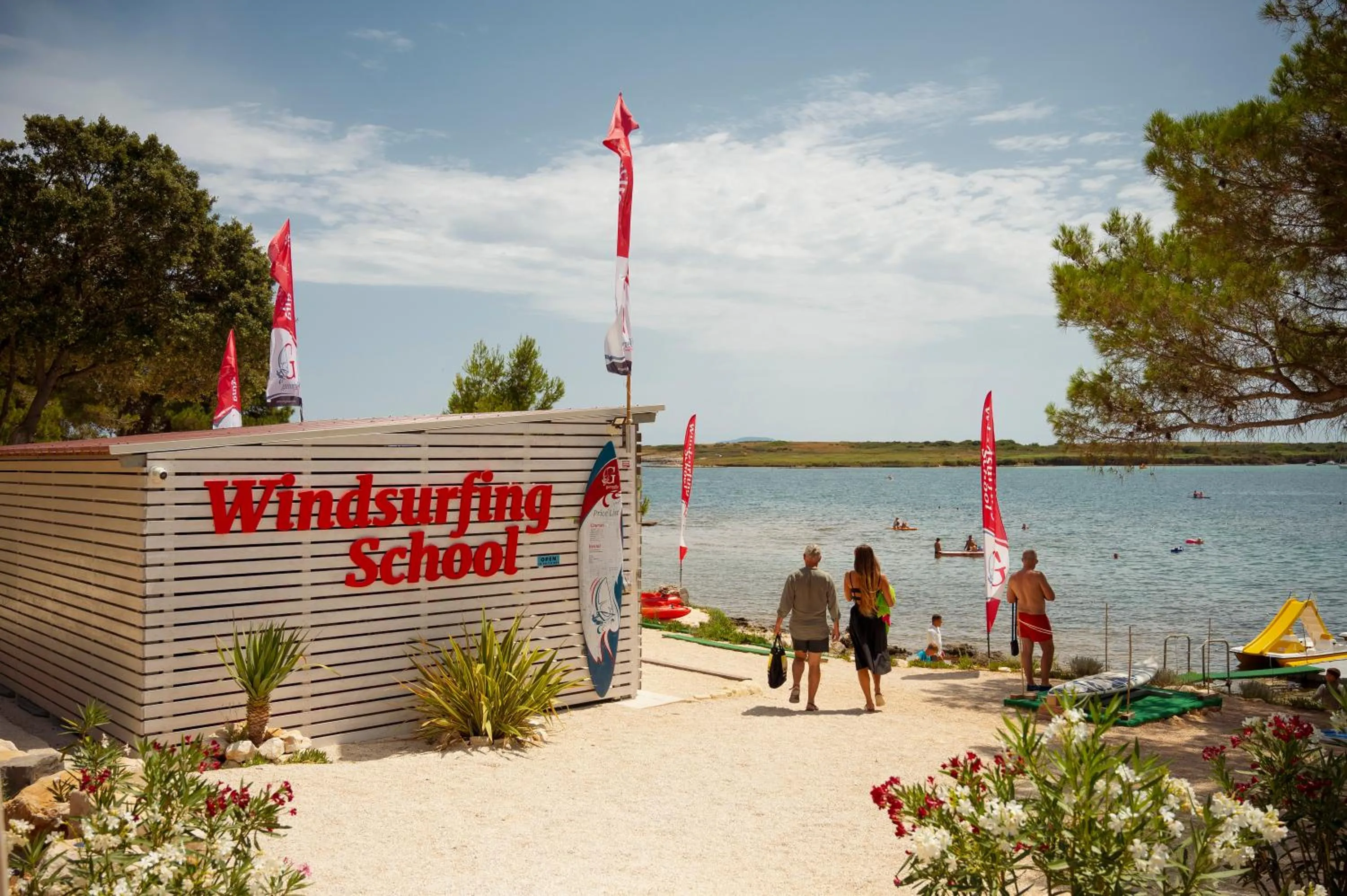 Nearby landmark in Residence Del Mar Emotion