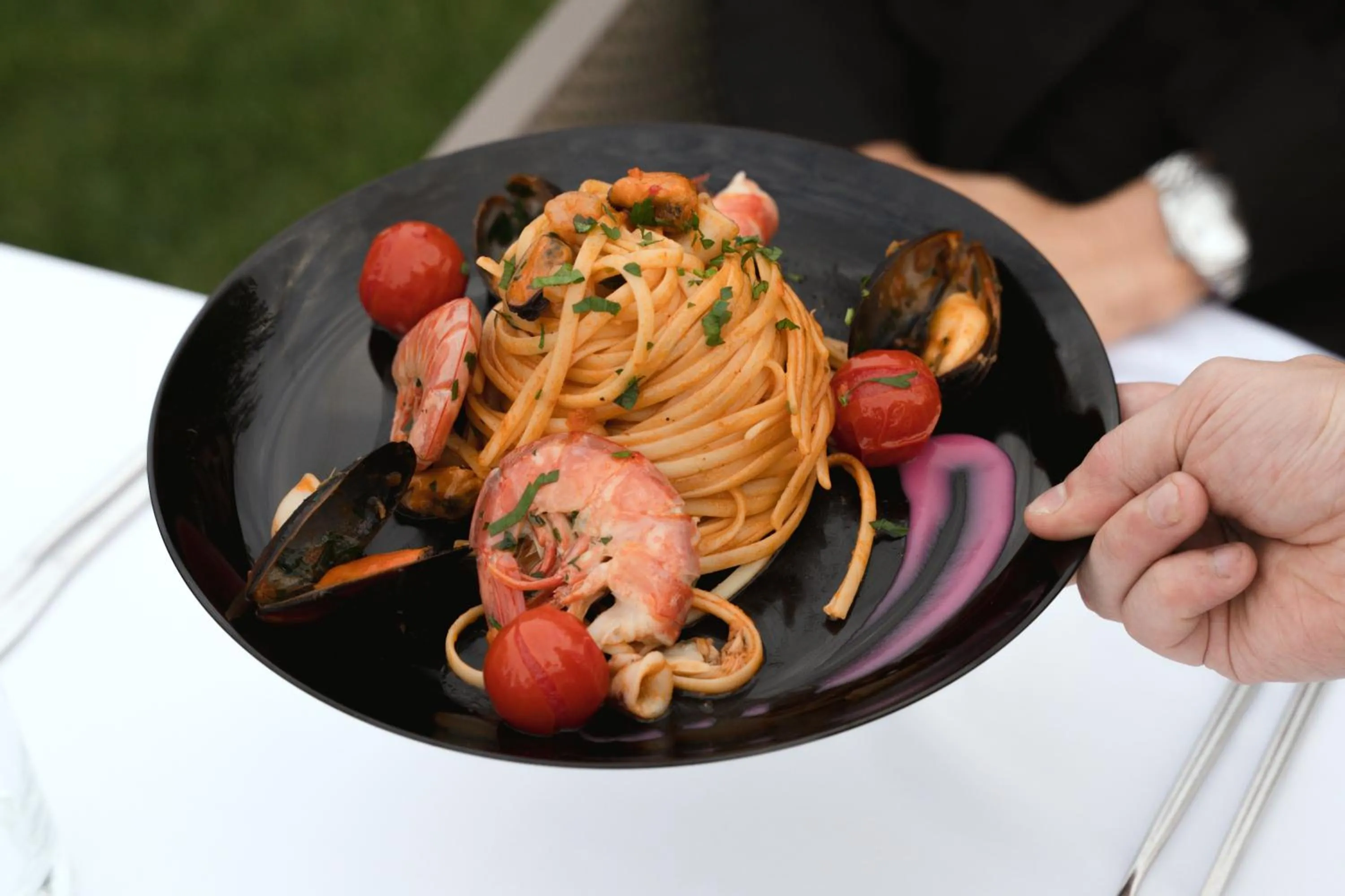 Food and drinks in Residence Del Mar Emotion