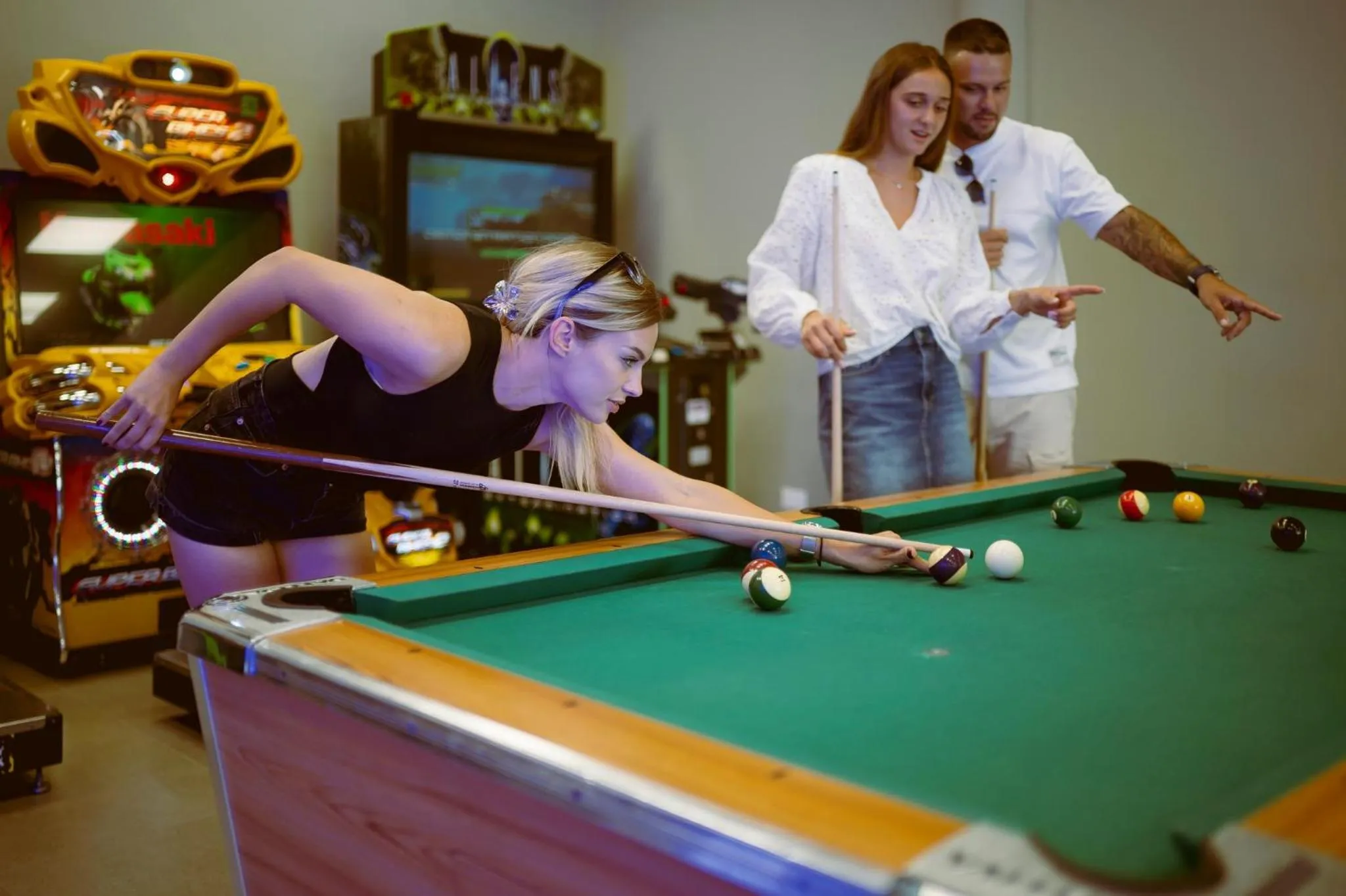 People in Residence Del Mar Emotion