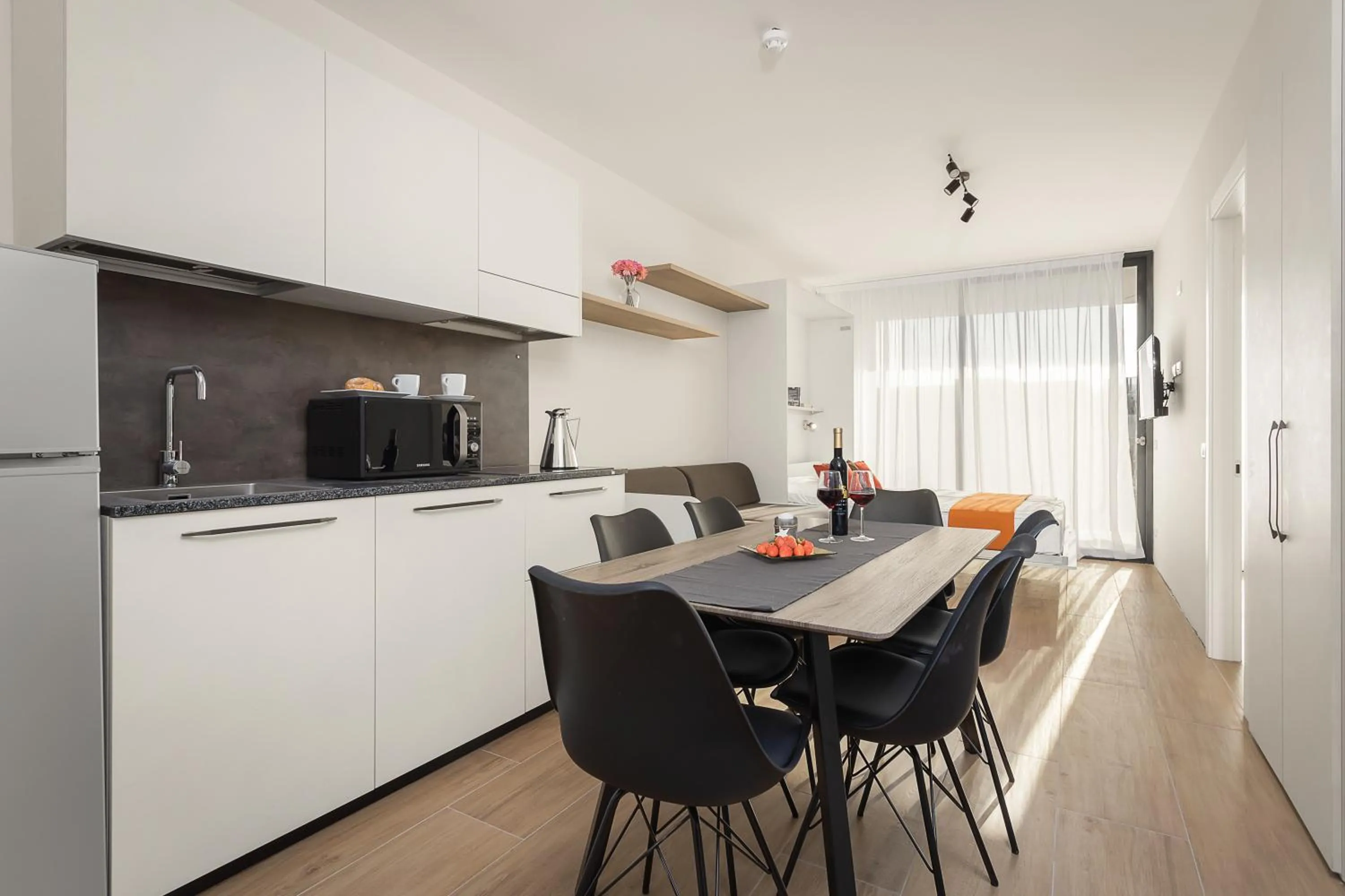 TV and multimedia in Residence Del Mar Emotion