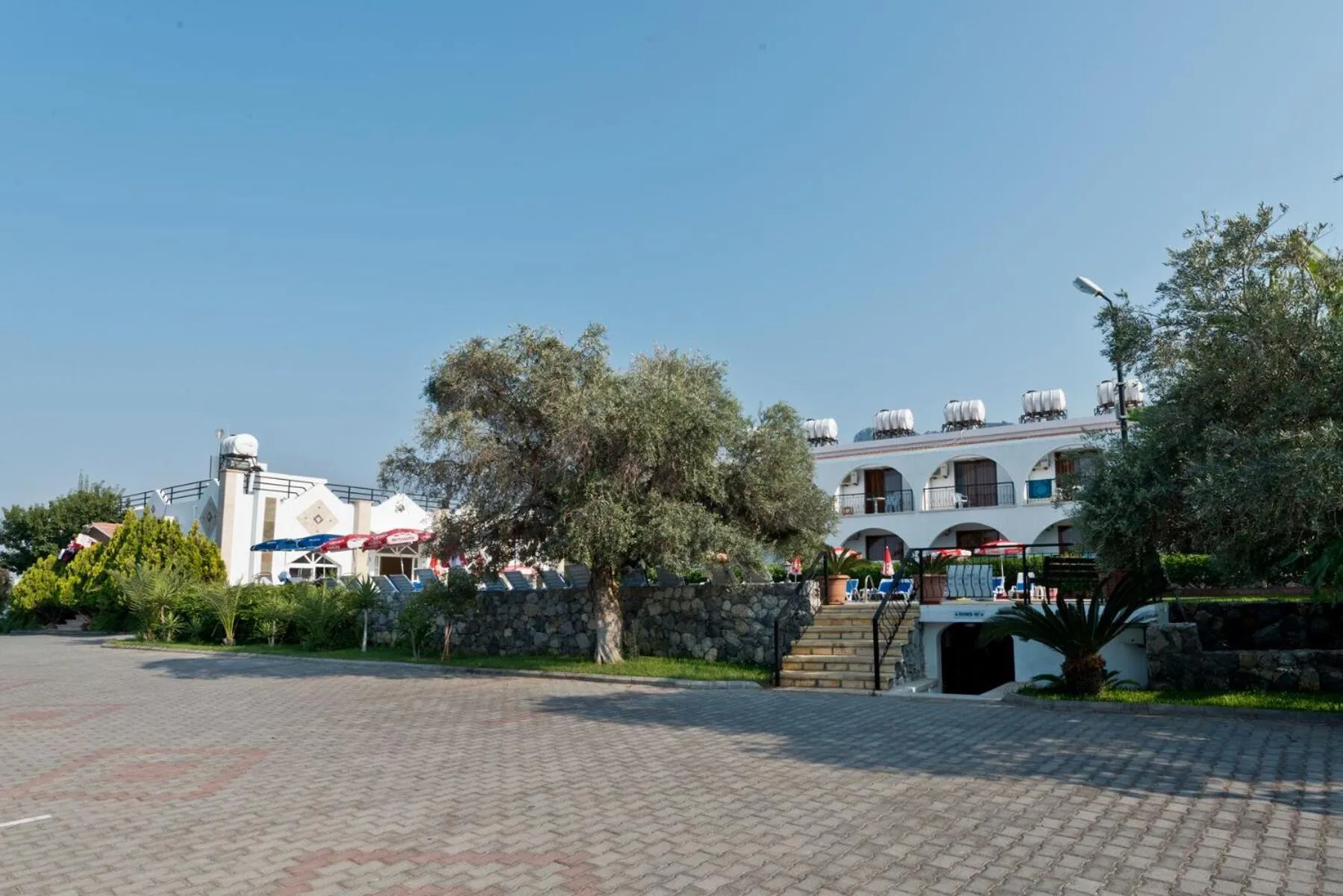 Property building in Bare Hill Holiday Apartments