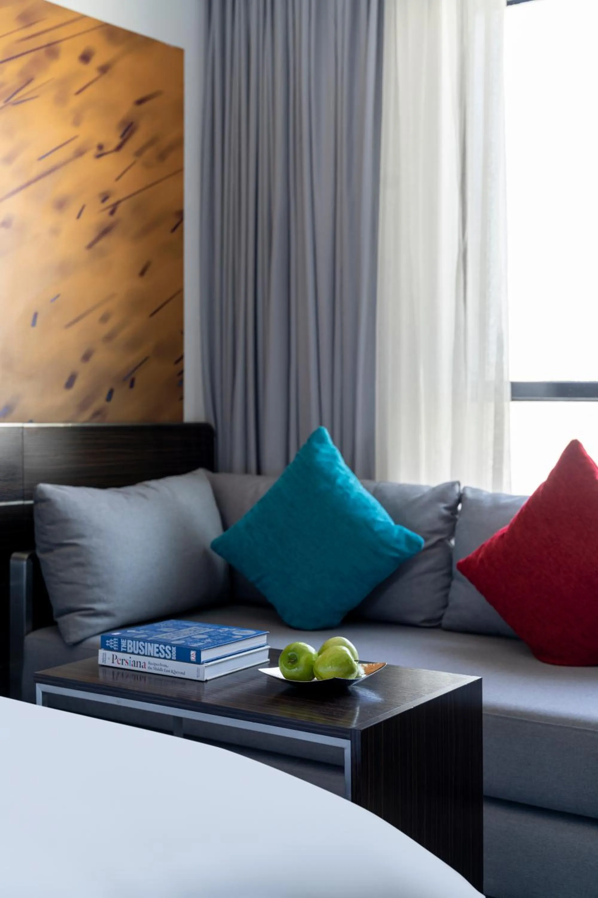 Living room, Bed in Novotel Makkah Thakher City