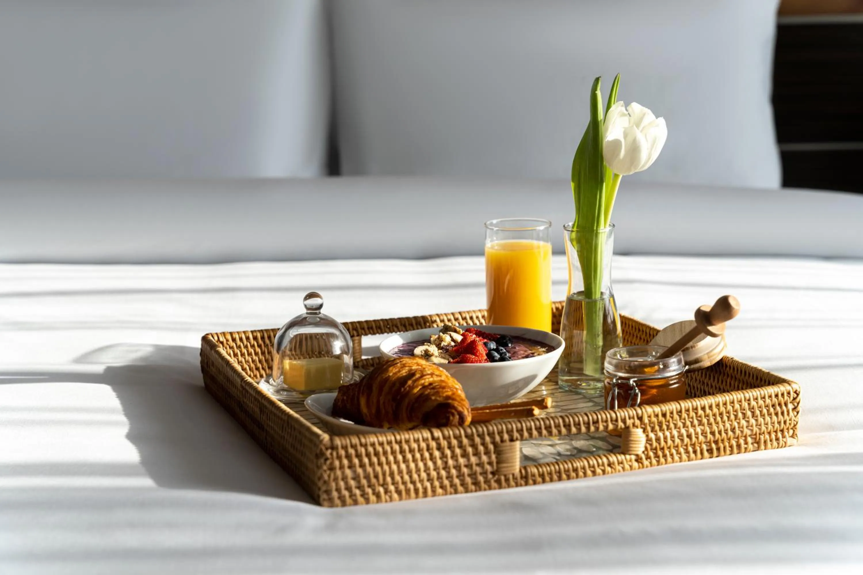 Food and drinks in Novotel Makkah Thakher City