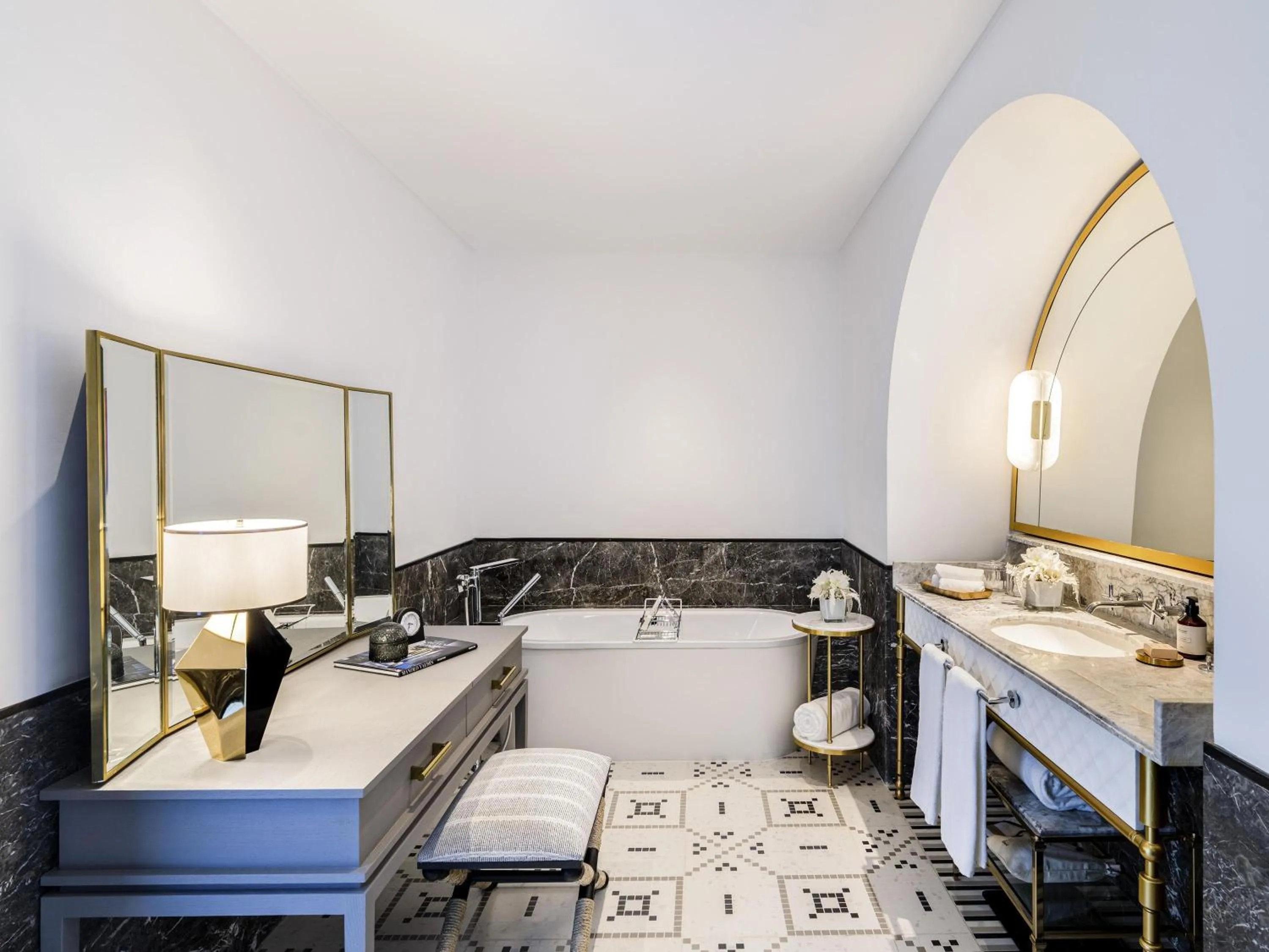 Bedroom, Bed in Fairmont La Marina Rabat Sale Hotel