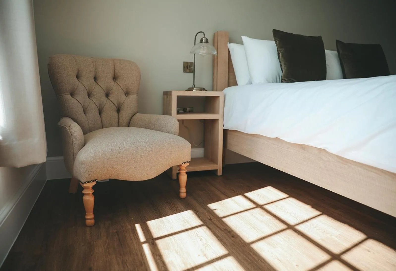 Seating area, Bed in The Canal