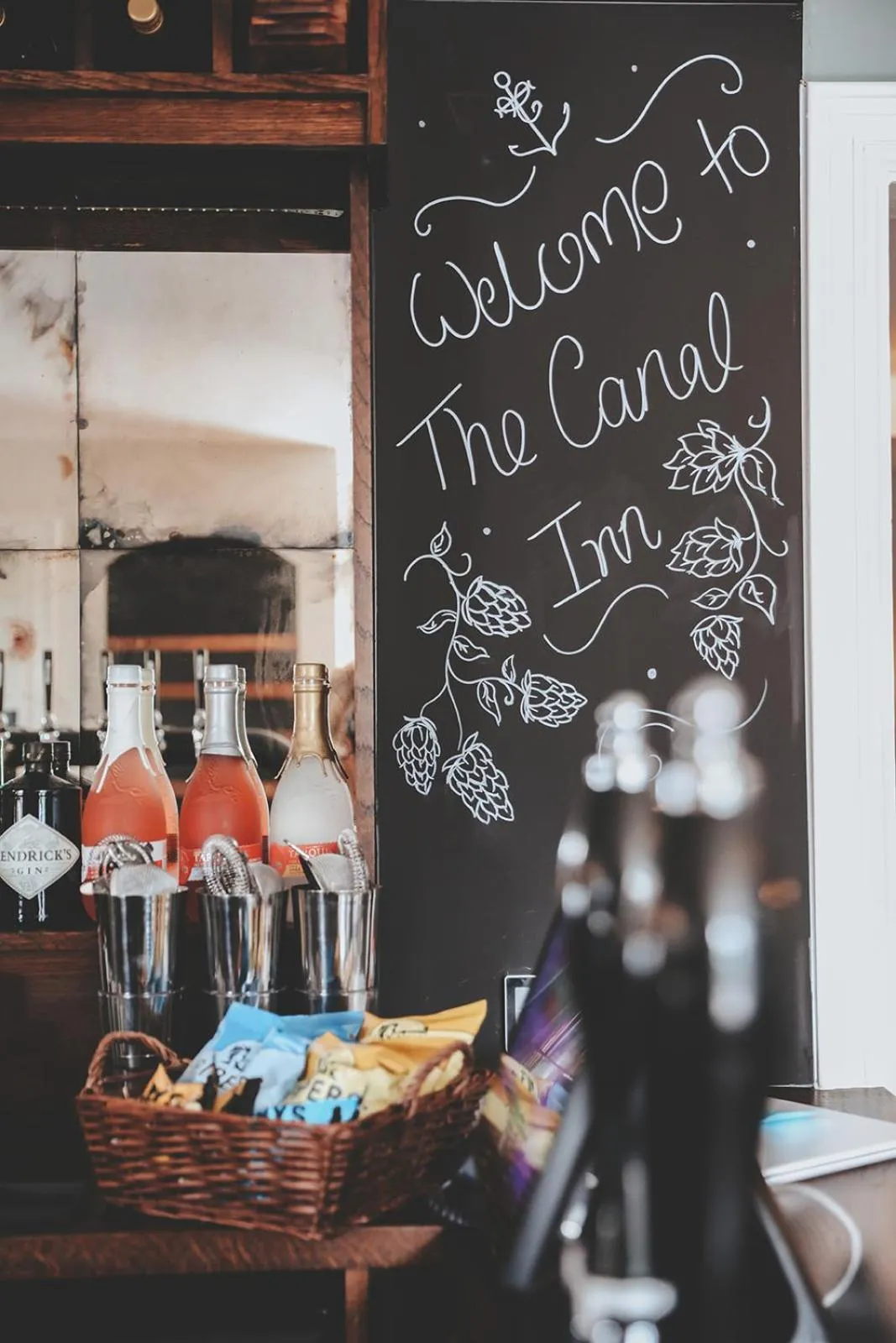 Lounge or bar in The Canal