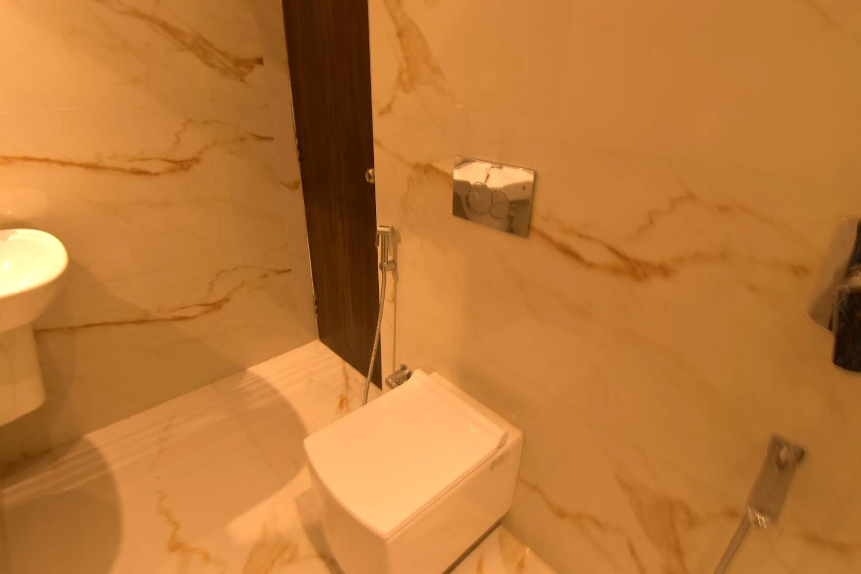 Bathroom in Sheldon Inn Kolkata