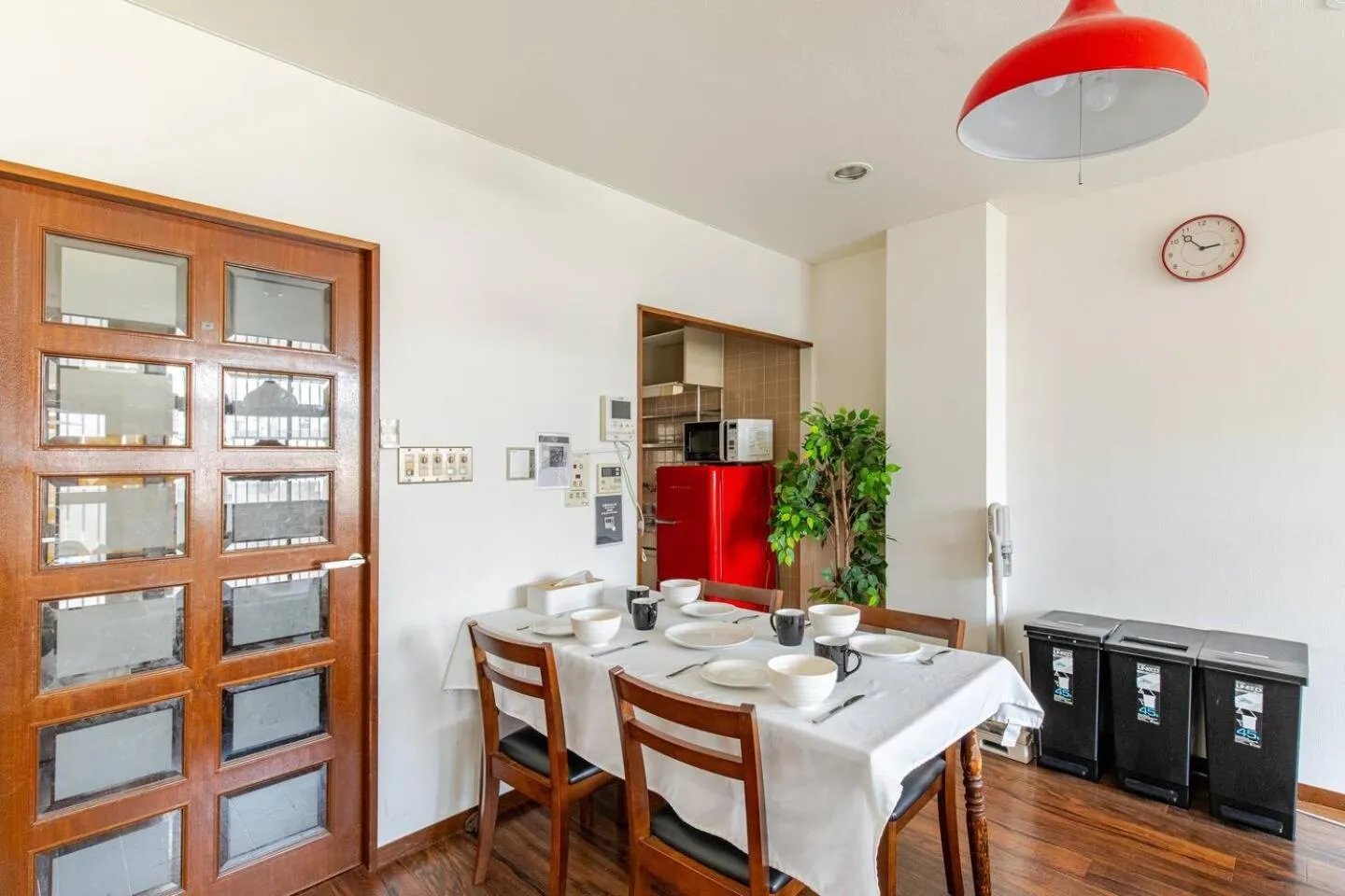 Dining area in en stay001