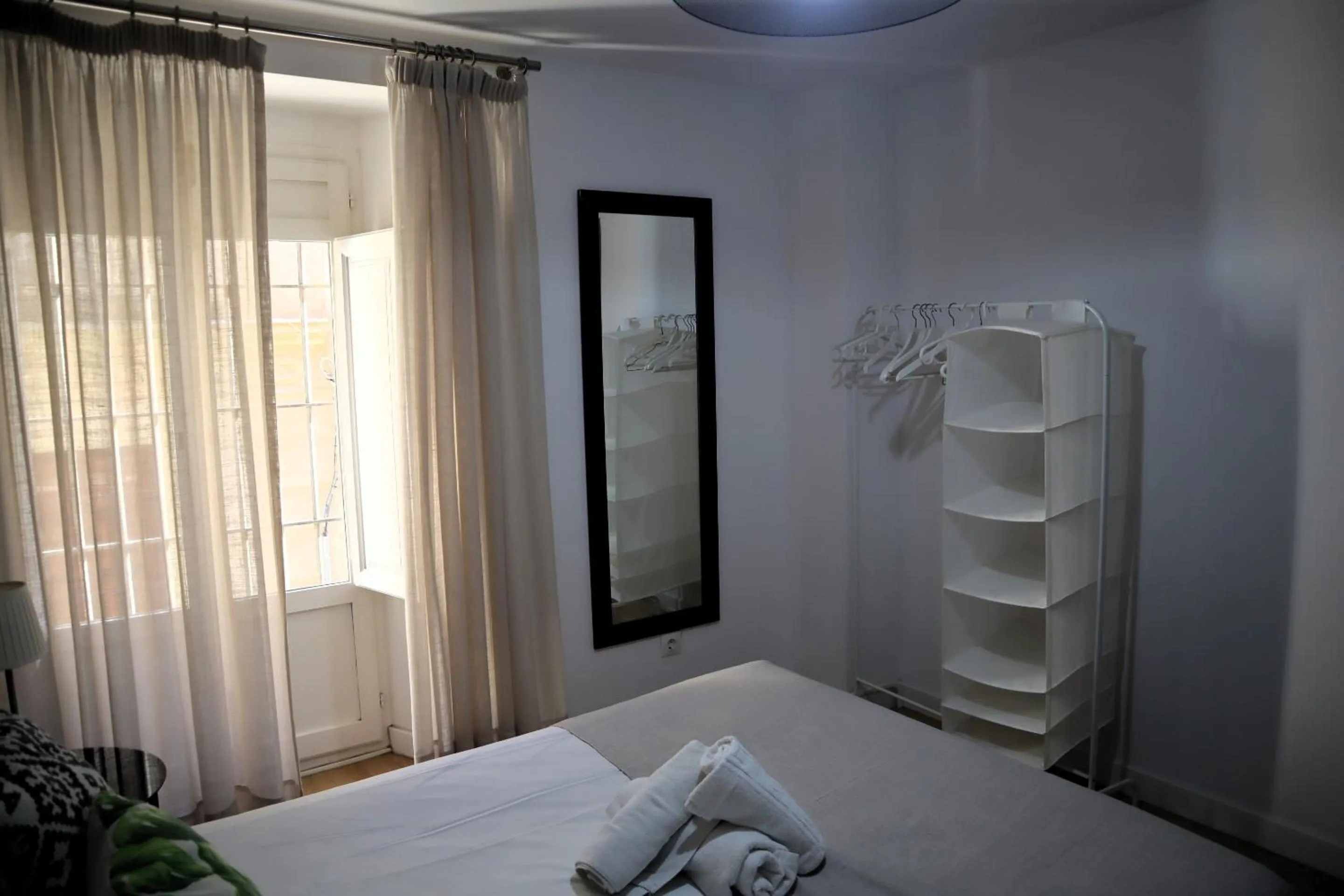 Other, Bed in Merced10 1A