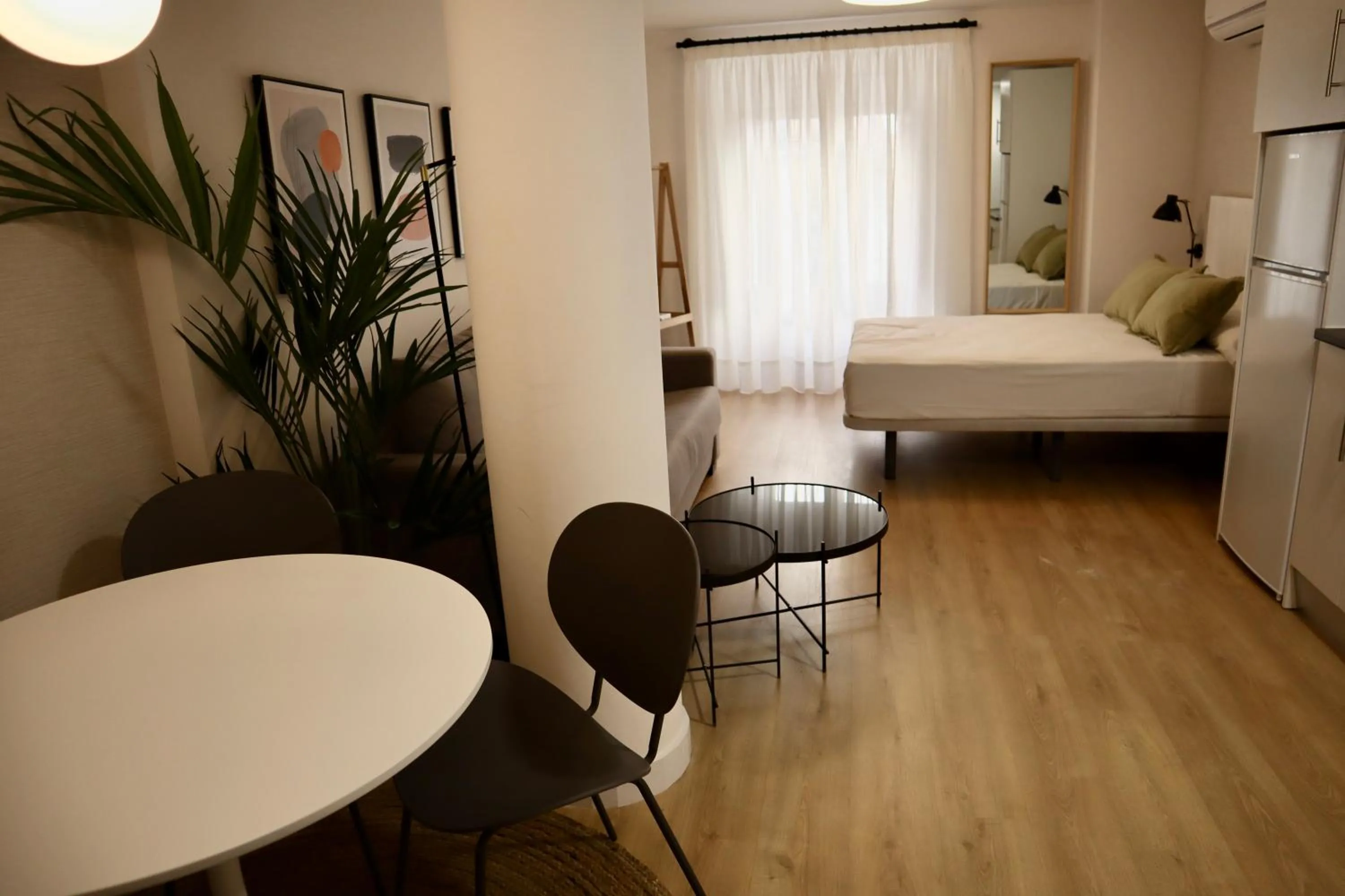 Other, Bed in Merced10 1A