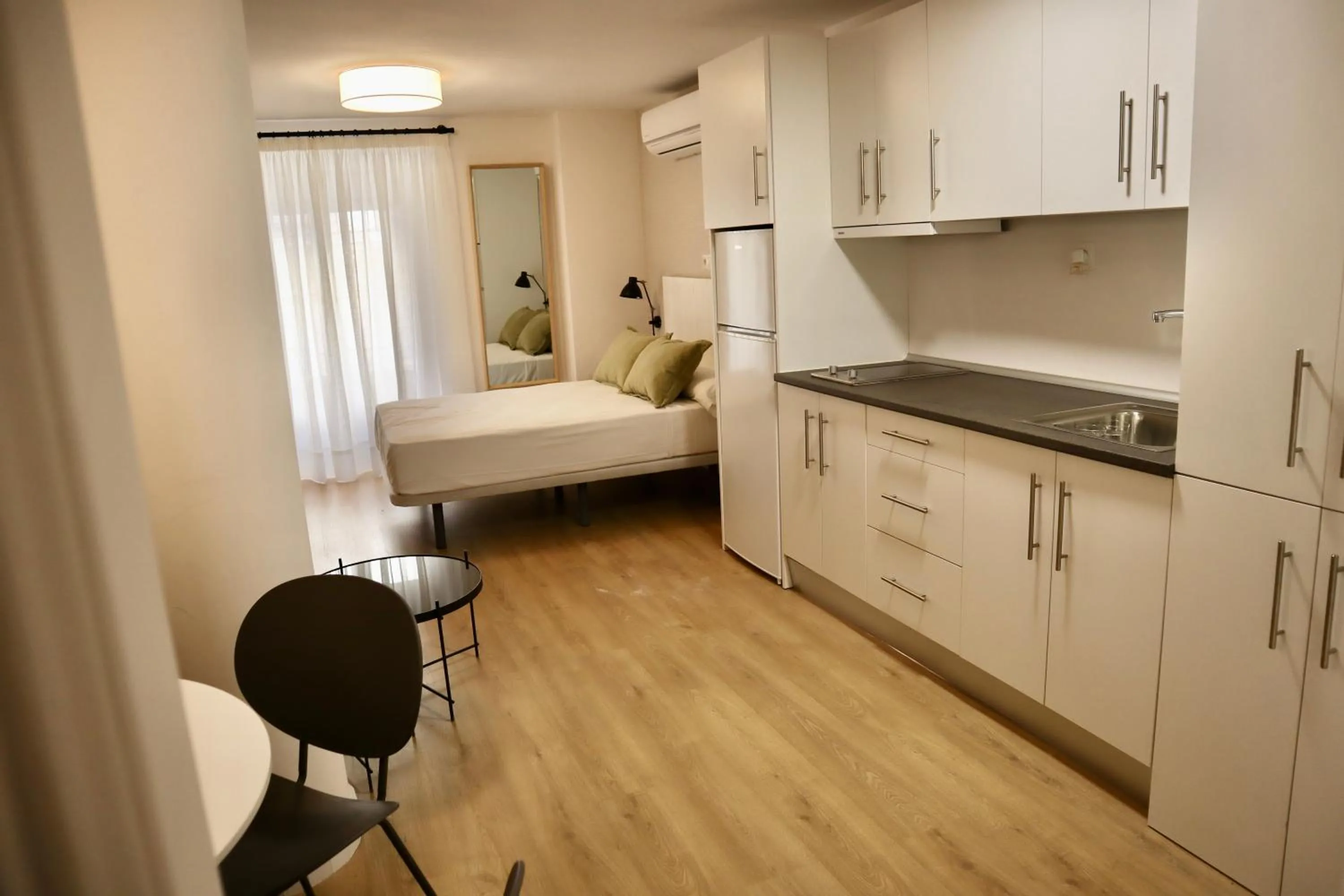 Other, Bed in Merced10 1A