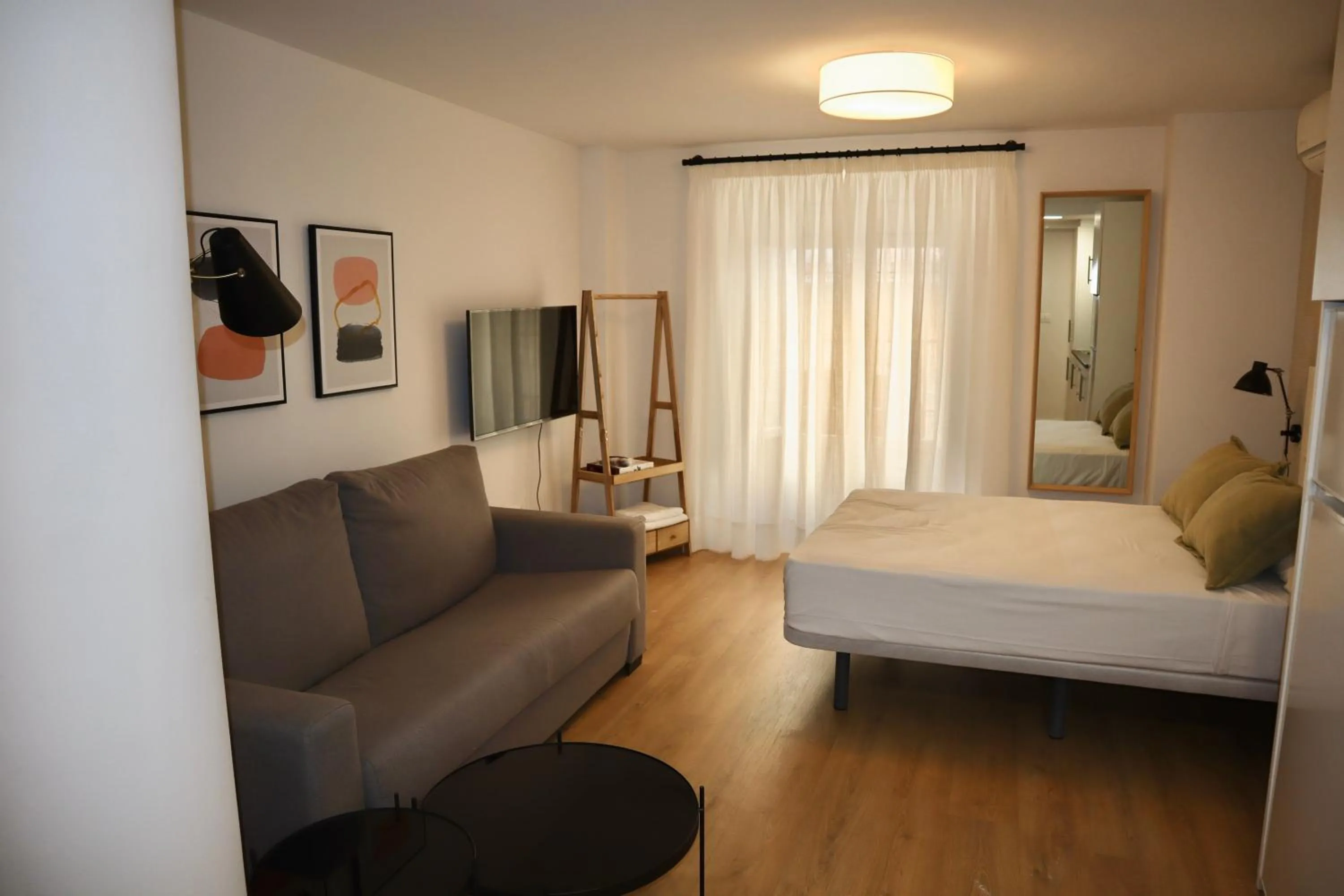 Other, Bed in Merced10 1A