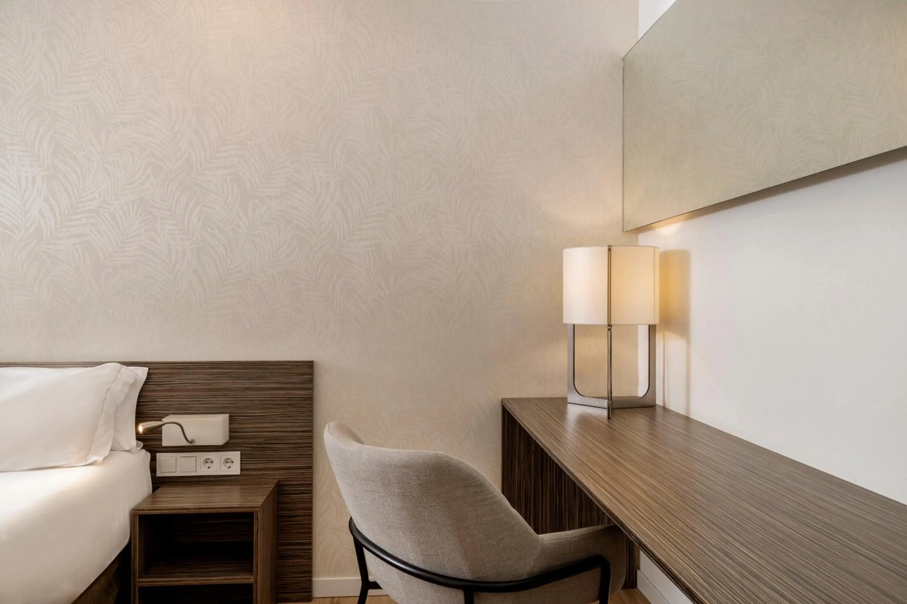 Bedroom in Aerotel Madrid Airport - Terminal 4