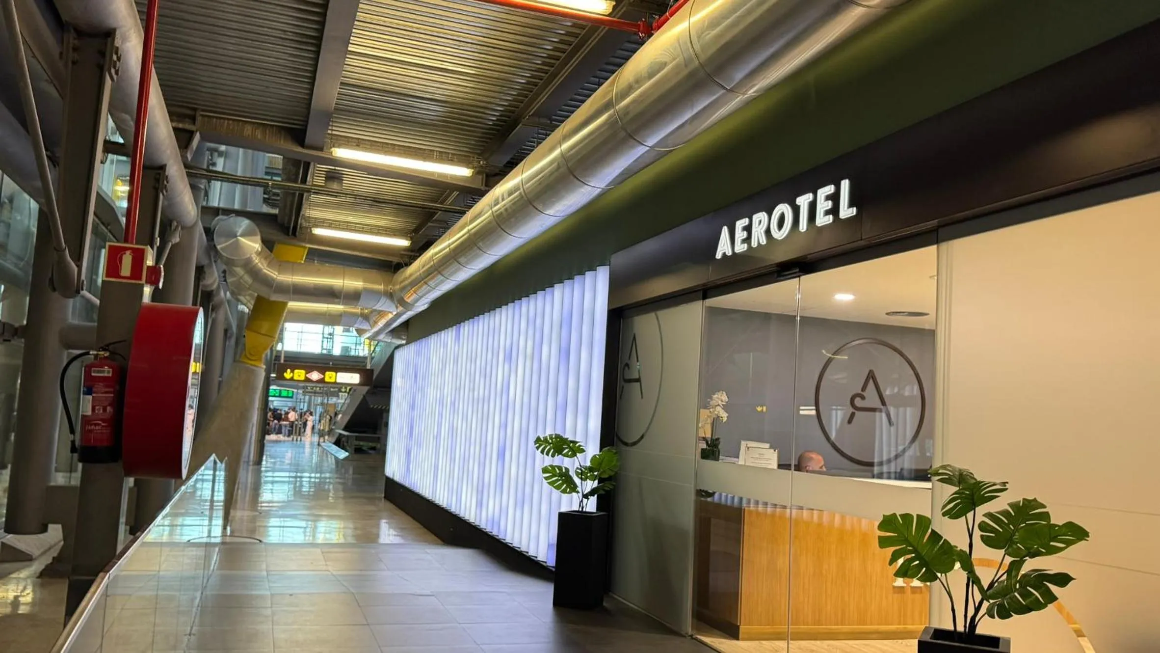Facade/entrance in Aerotel Madrid Airport - Terminal 4