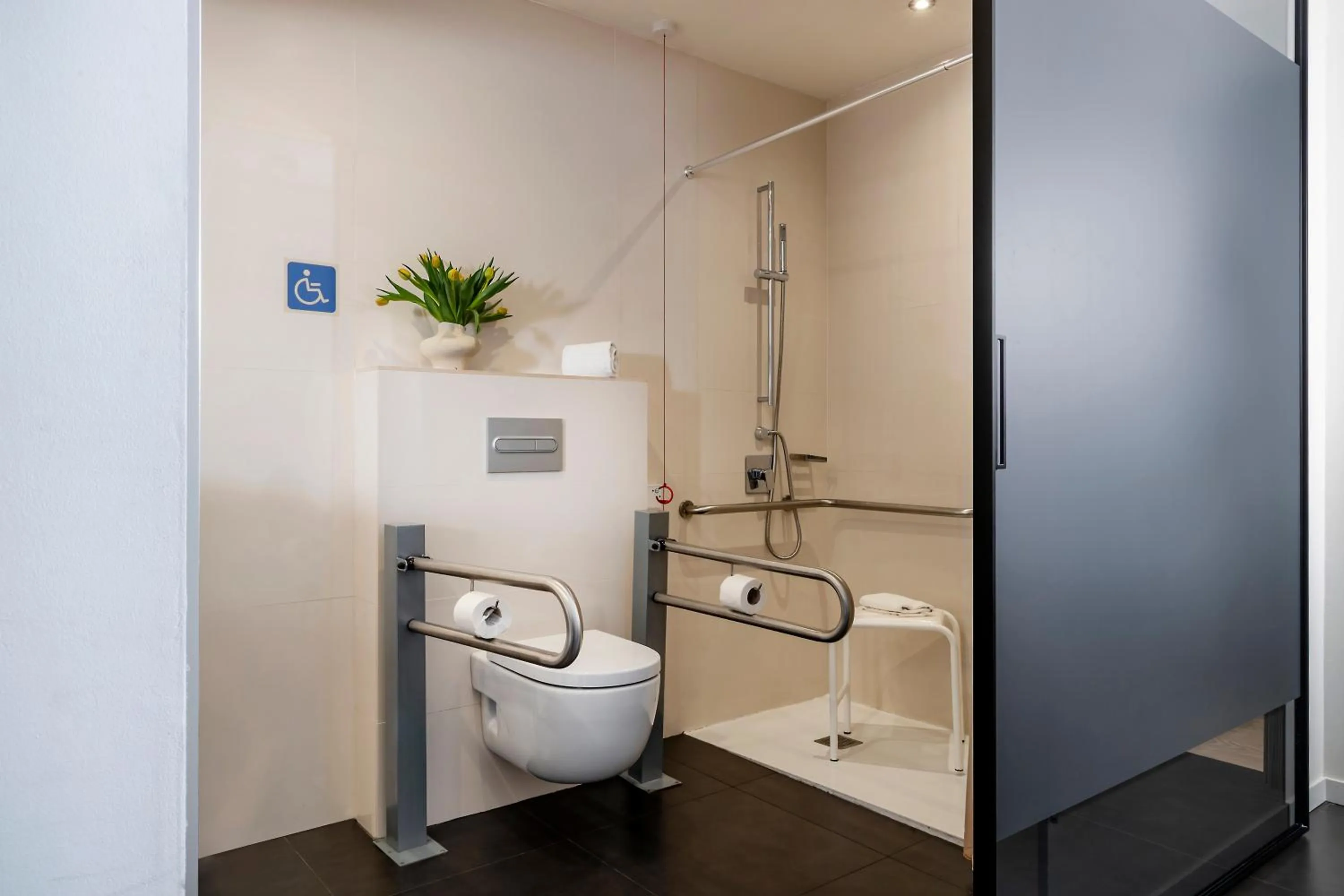 acessibility in Aerotel Madrid Airport - Terminal 4