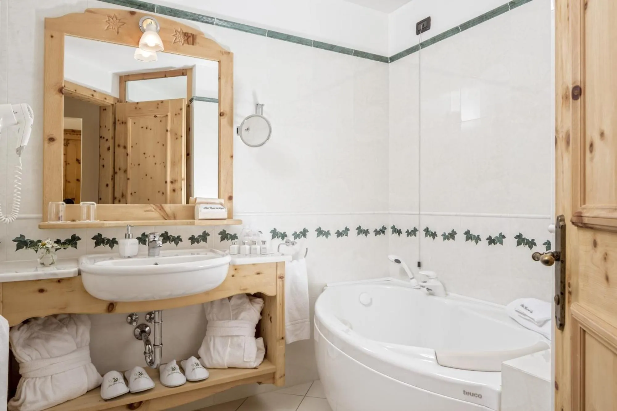 Bathroom in Hotel Chalet Del Sogno