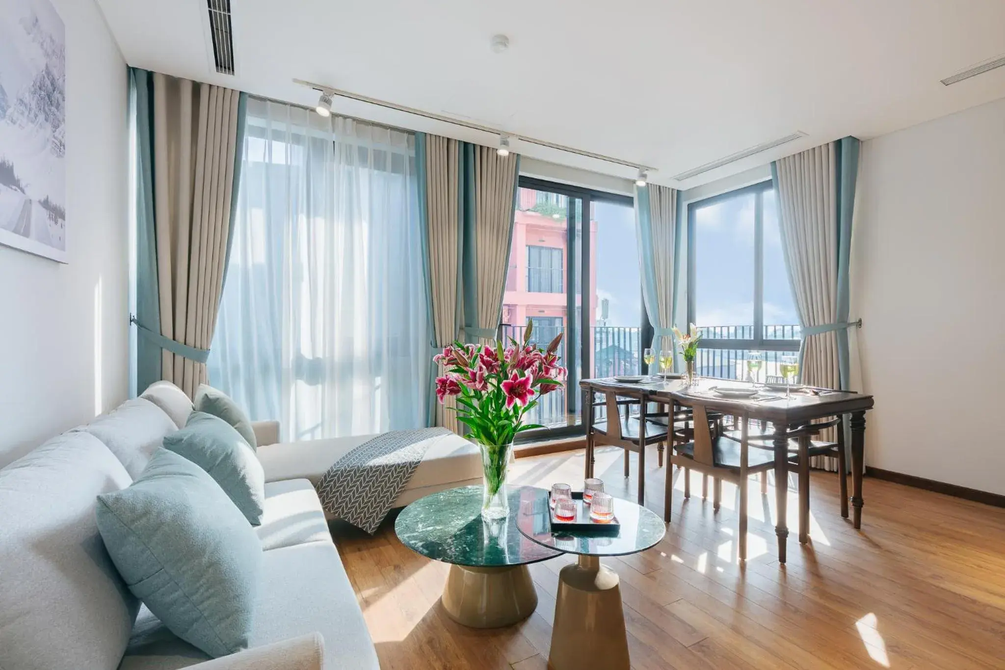 Two-Bedroom Apartment in Margaery Boutique Apartment & Skyon9 Rooftop Bar Two-Bedroom Apartment in Margaery Boutique Apartment & Skyon9 Rooftop Bar