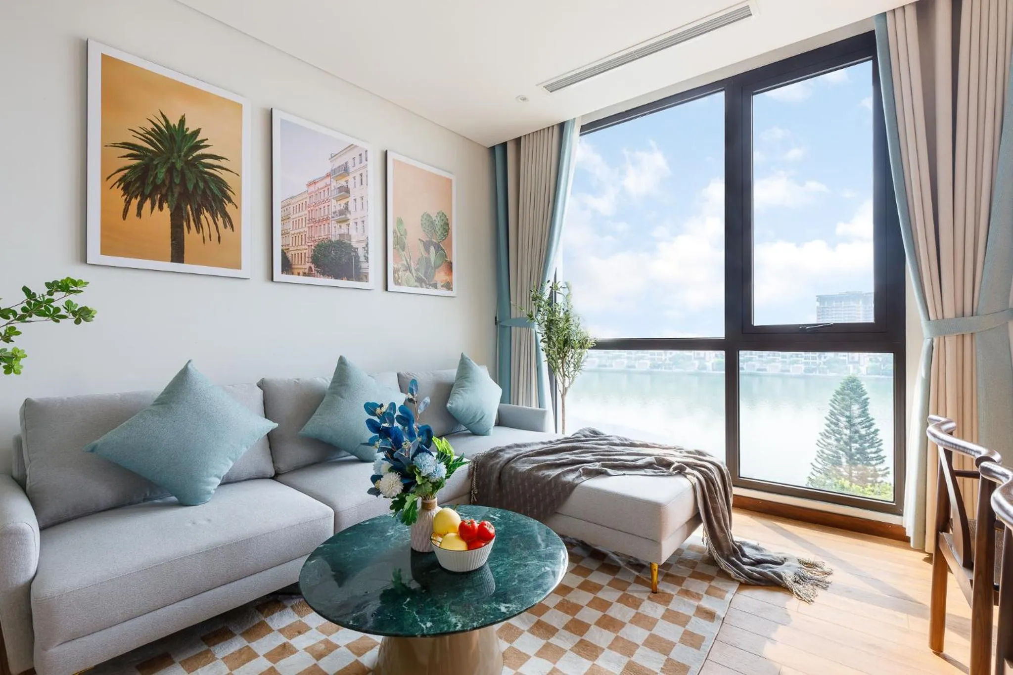 Living room, Bed in Margaery Boutique Apartment & Skyon9 Rooftop Bar