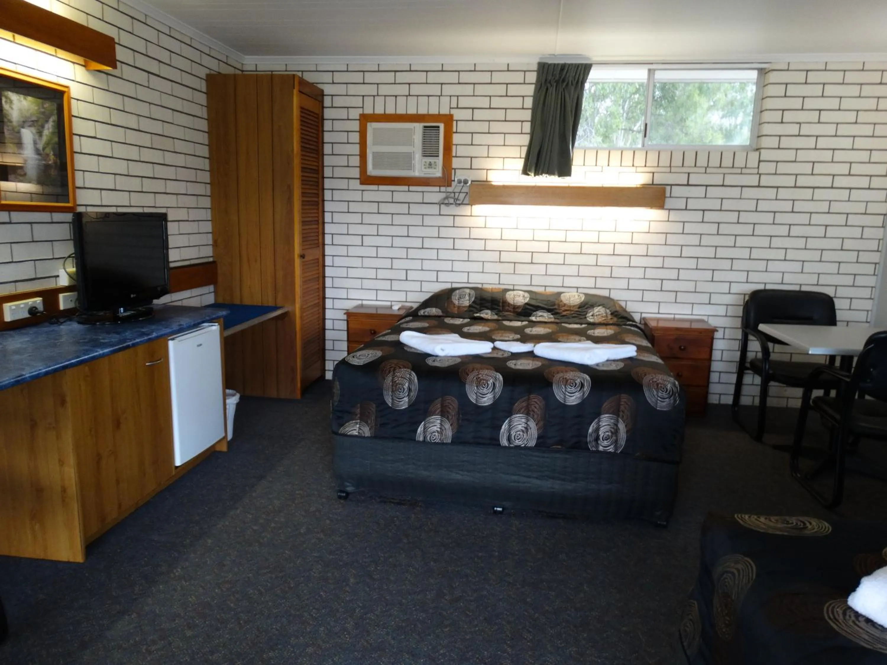 Photo of the whole room in Gayndah A Motel