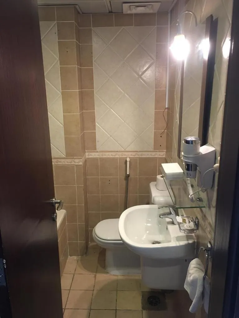 Bathroom in Sky View Hotel, Madinah