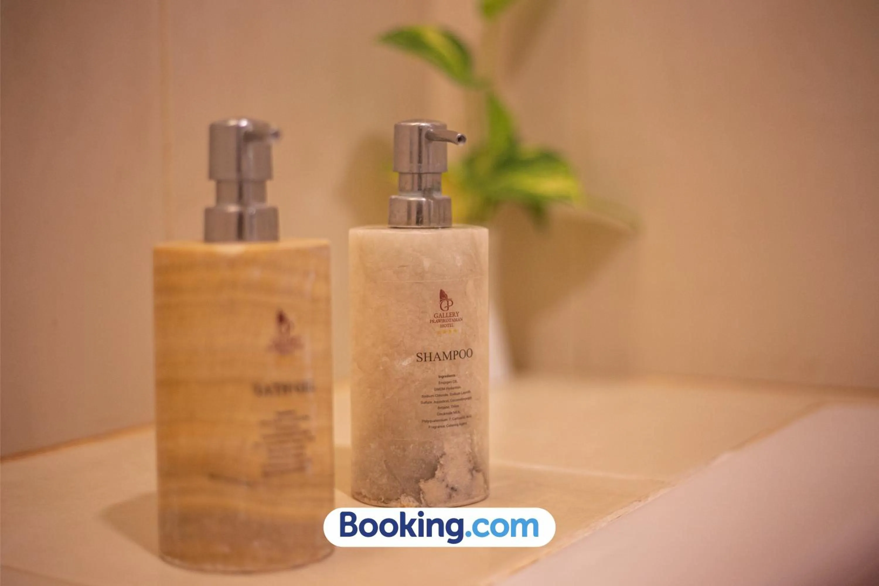 Bathroom in Gallery Prawirotaman Hotel