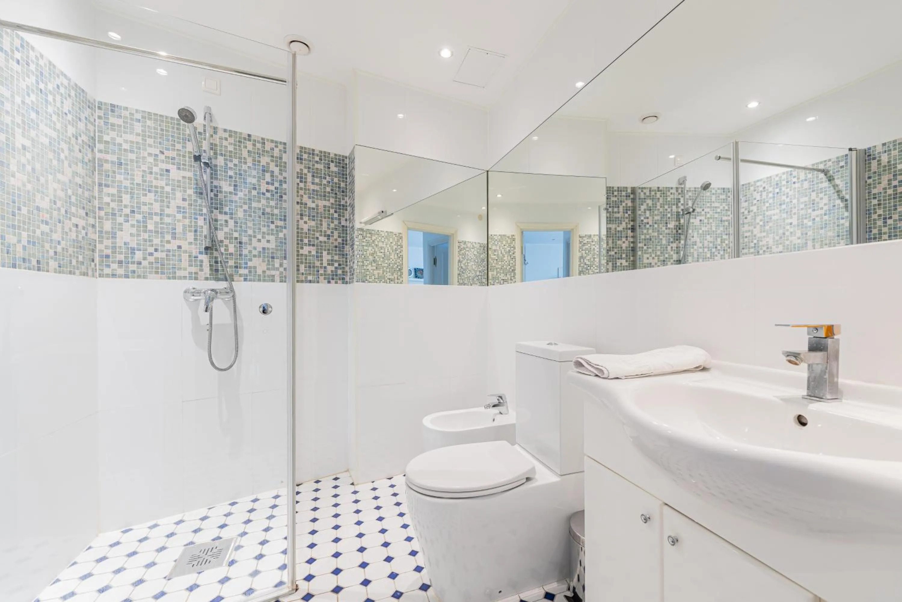 Yoga Residence Apartments