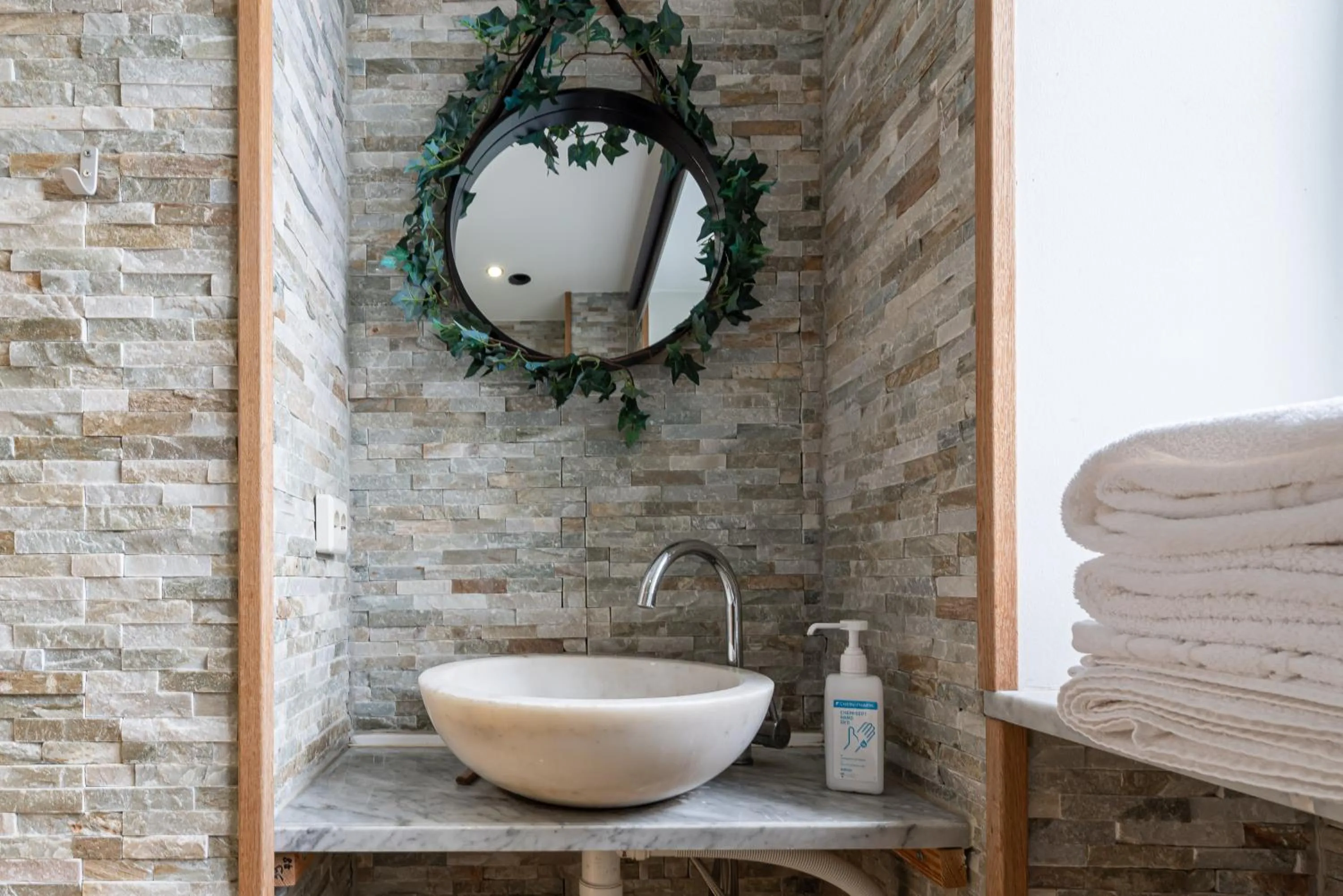 Yoga Residence Apartments