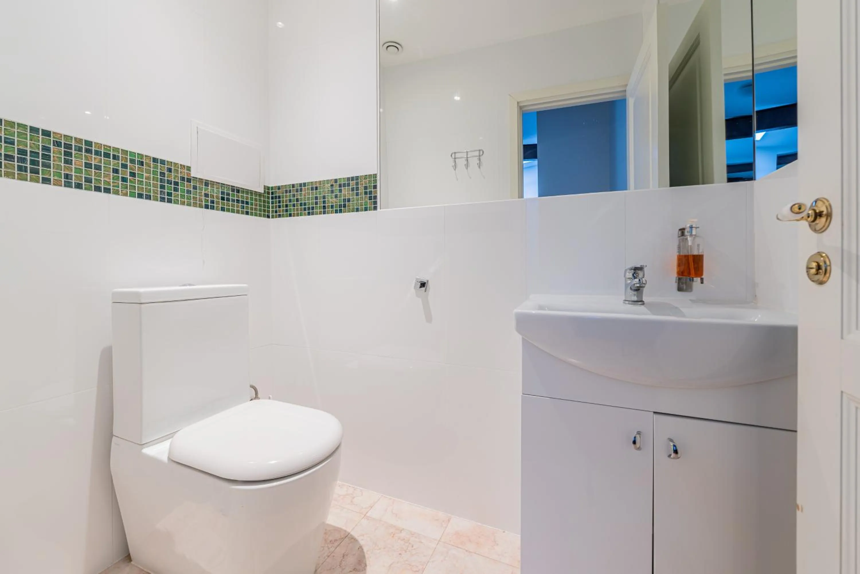 Yoga Residence Apartments