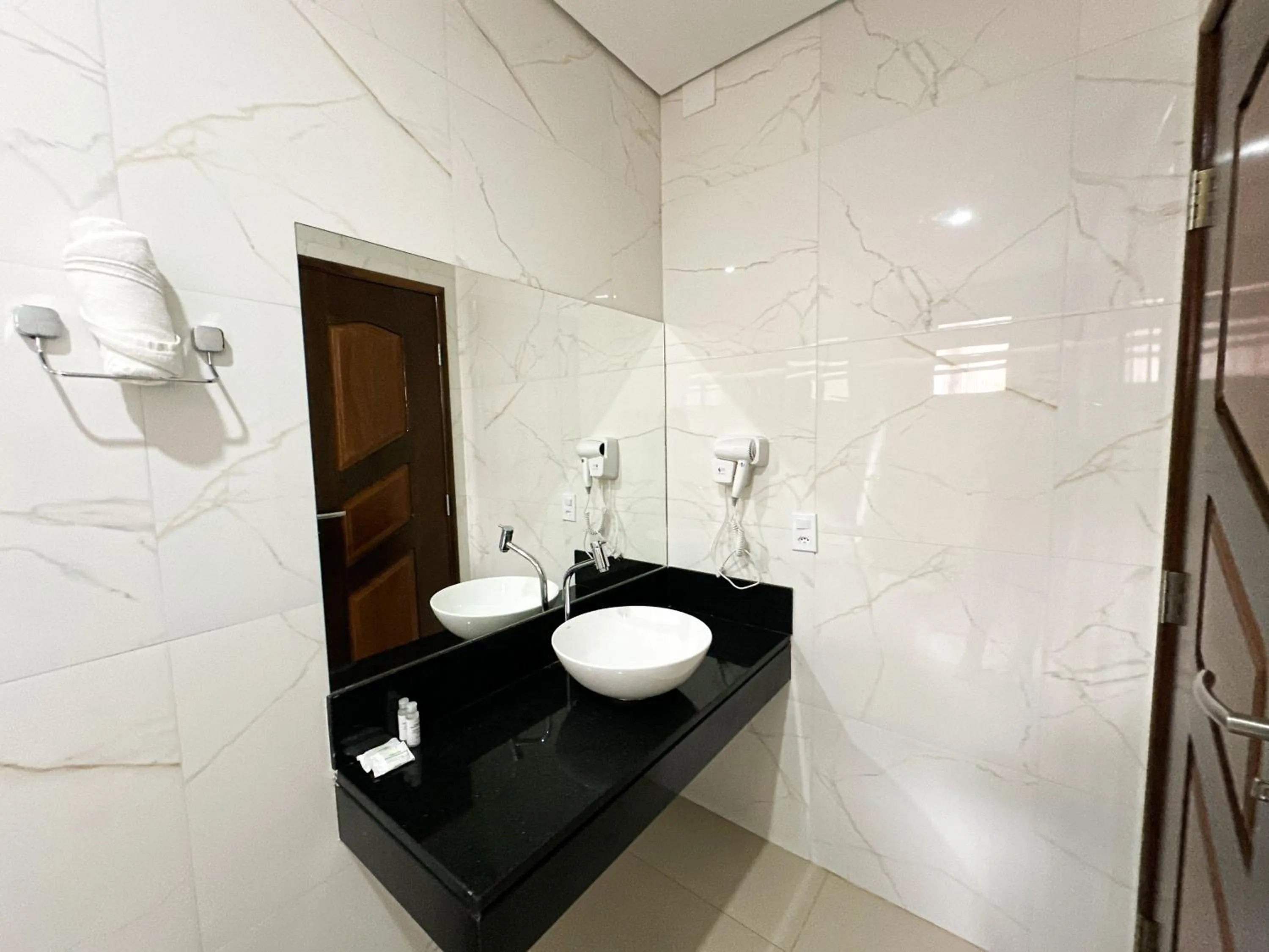 Bathroom in Pousada Lençóis Maranhenses