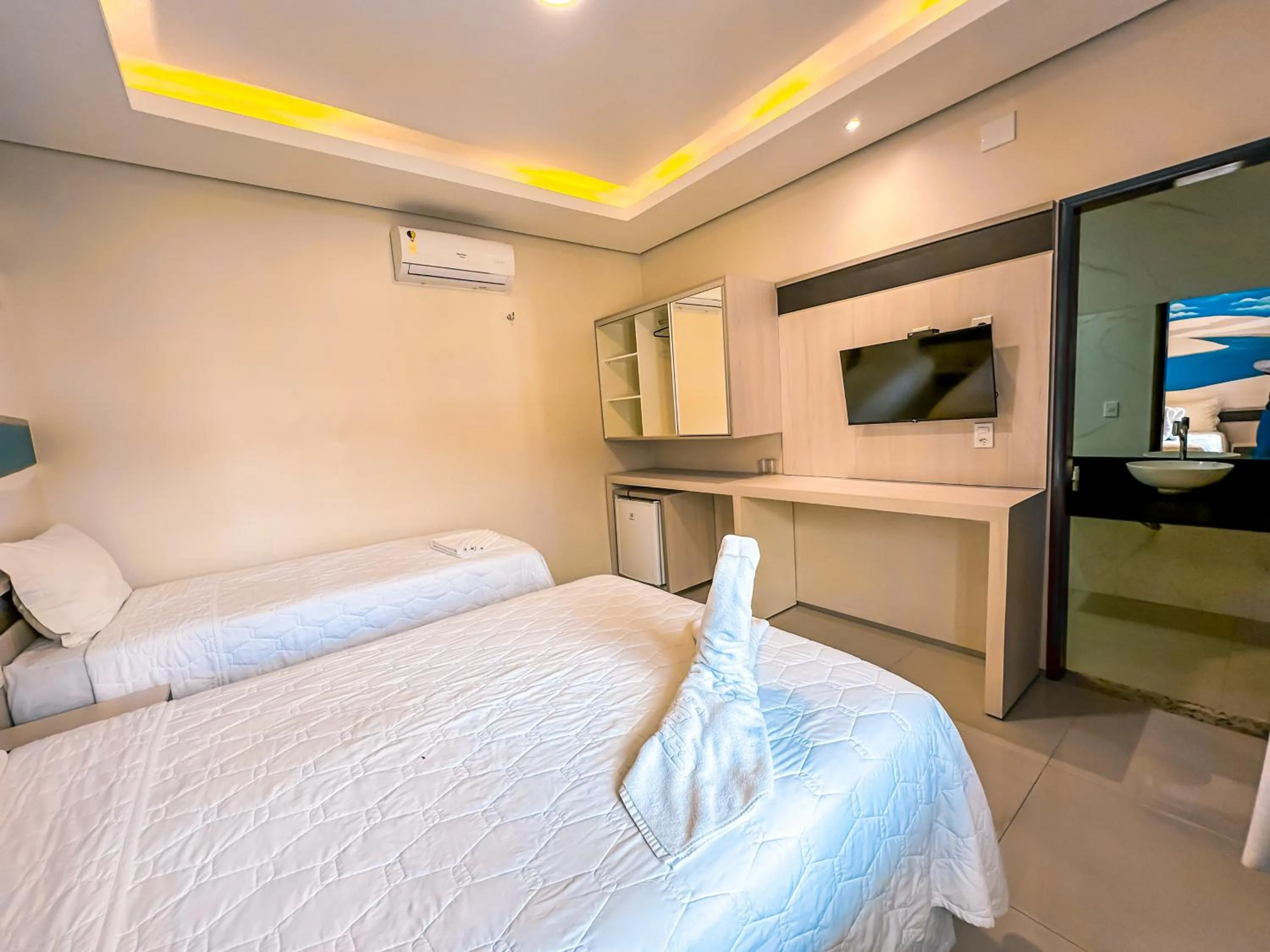 Photo of the whole room, Bed in Pousada Lençóis Maranhenses