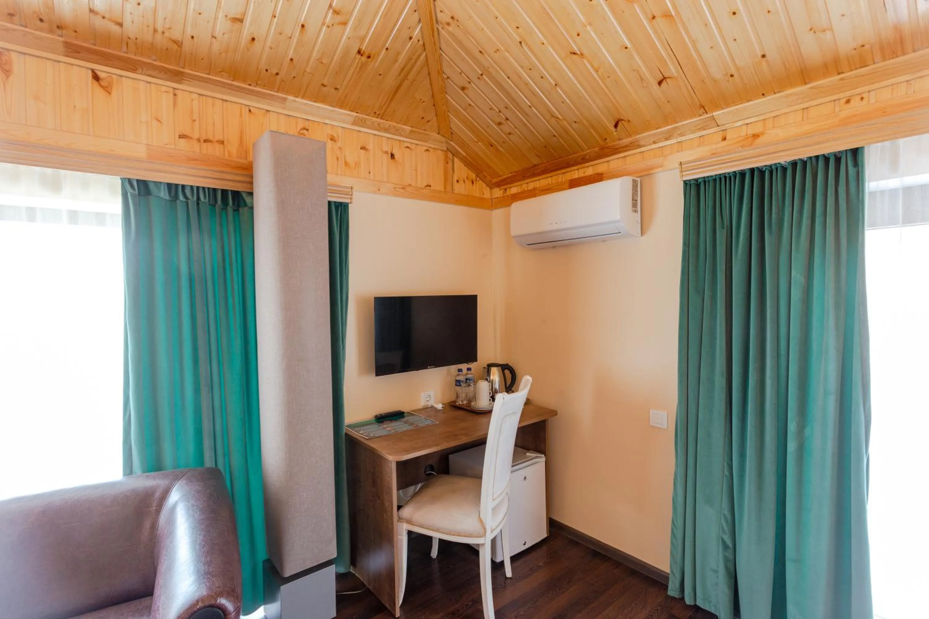 Triple Room with Mountain View in Maajid Quba Hotel&Restaurant Sanatorium