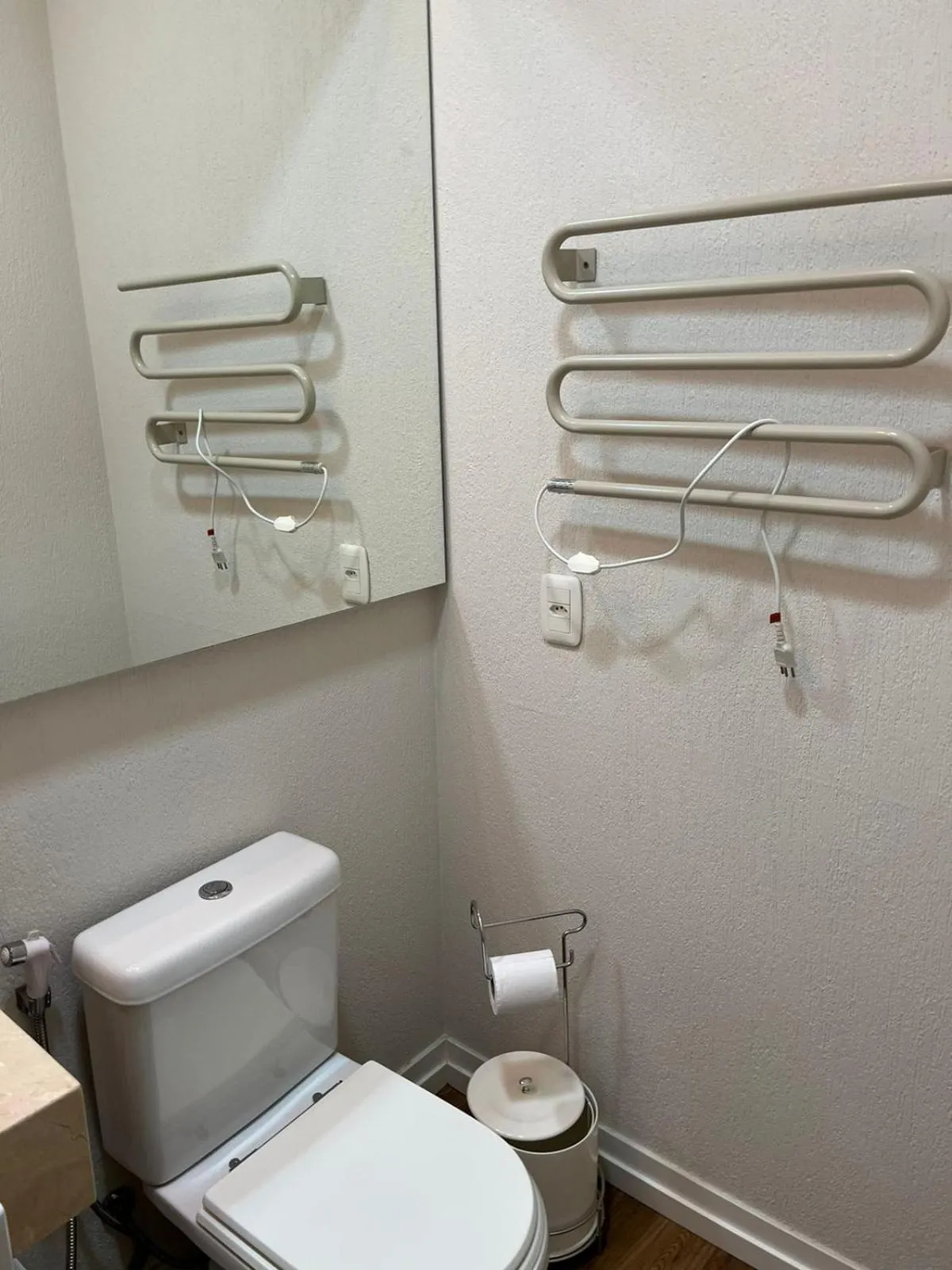 Bathroom in Flat em Gramado