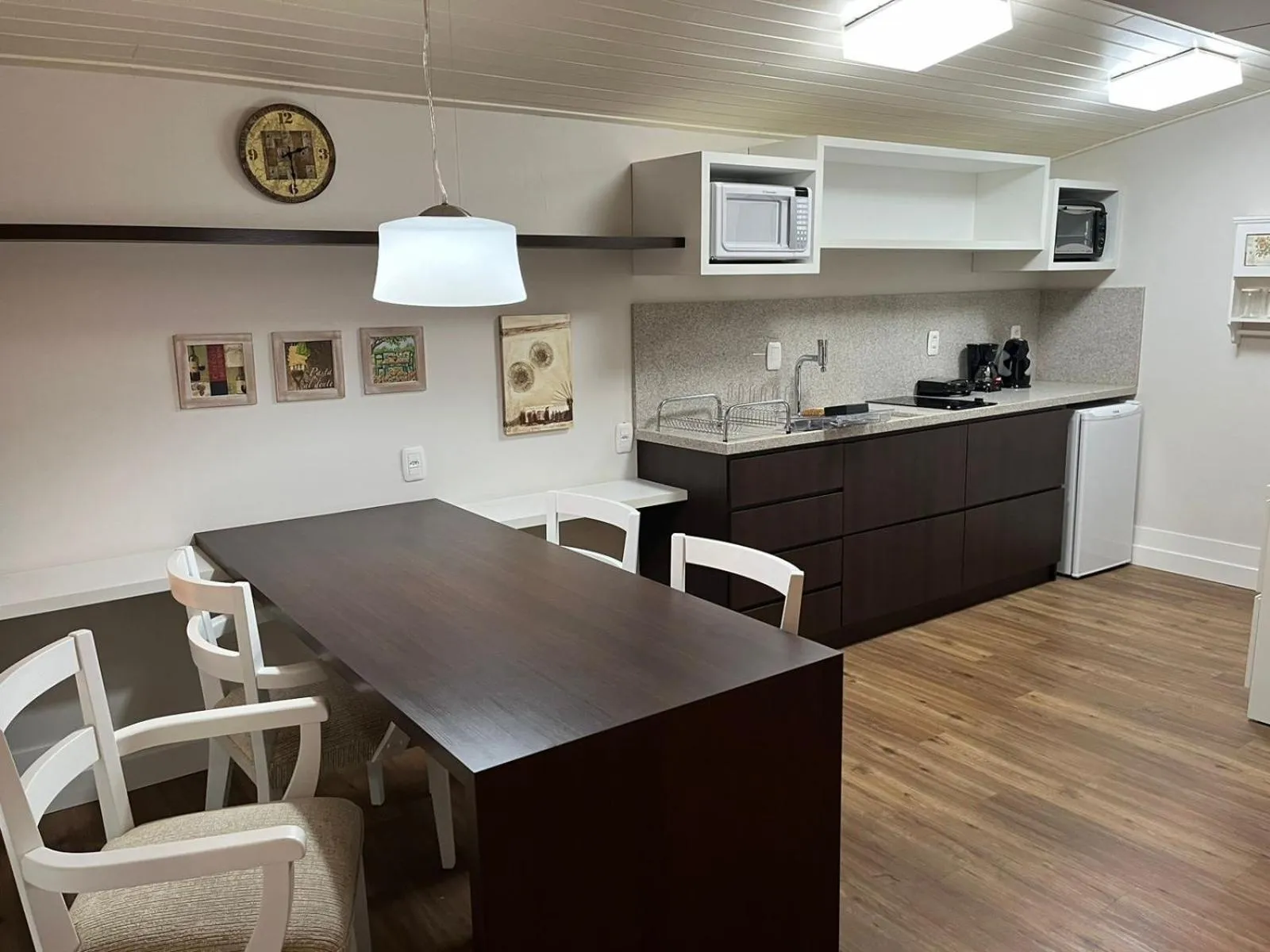 Photo of the whole room in Flat em Gramado