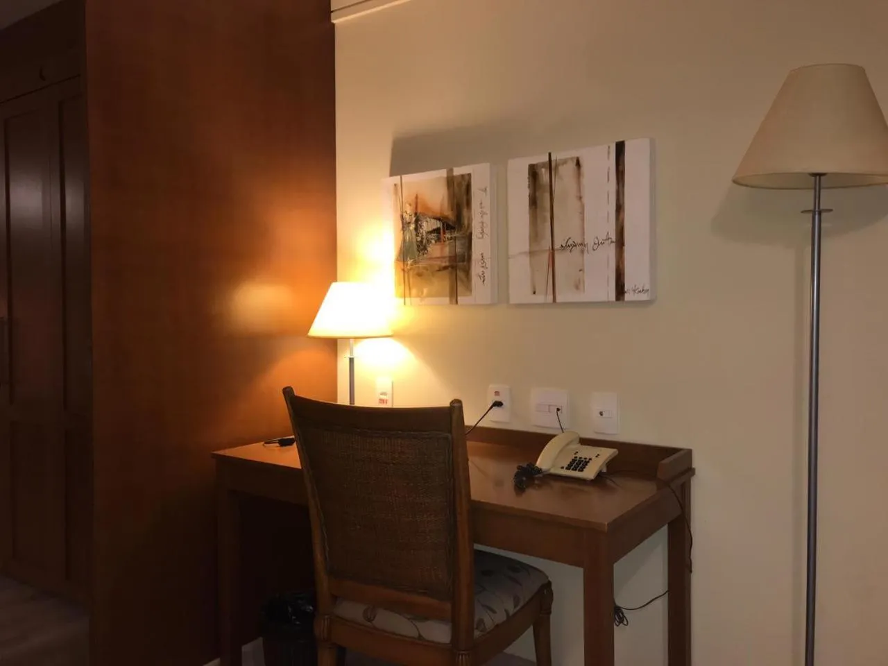 Communal lounge/ TV room in Flat em Gramado