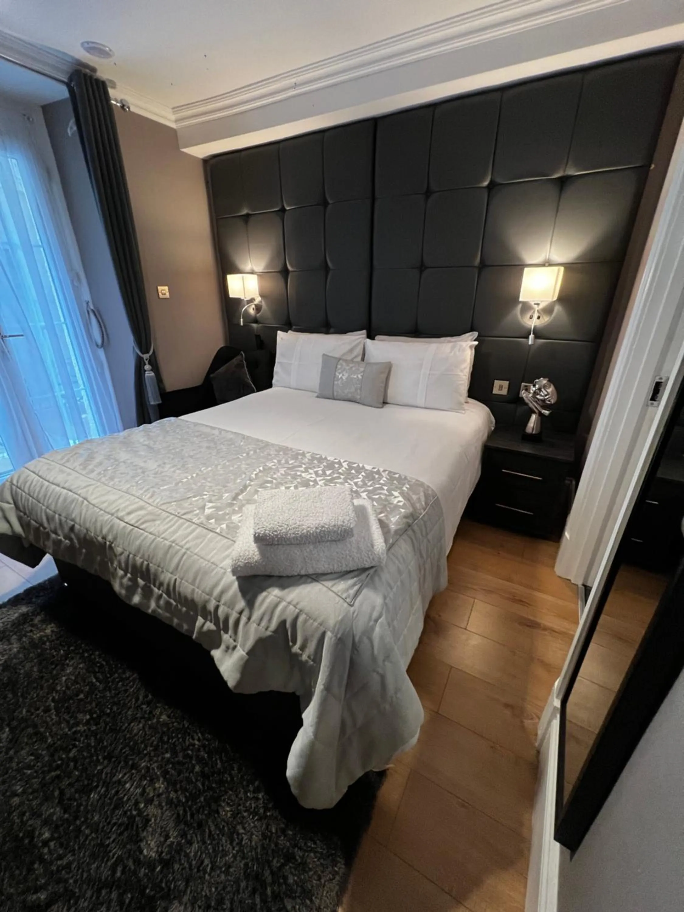 Bed in Amani Apartments - Glasgow City Centre