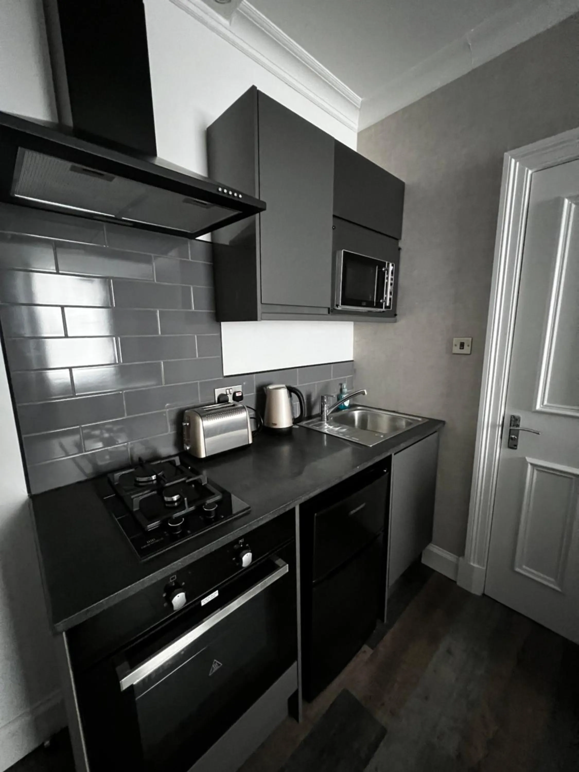 Amani Apartments - Glasgow City Centre