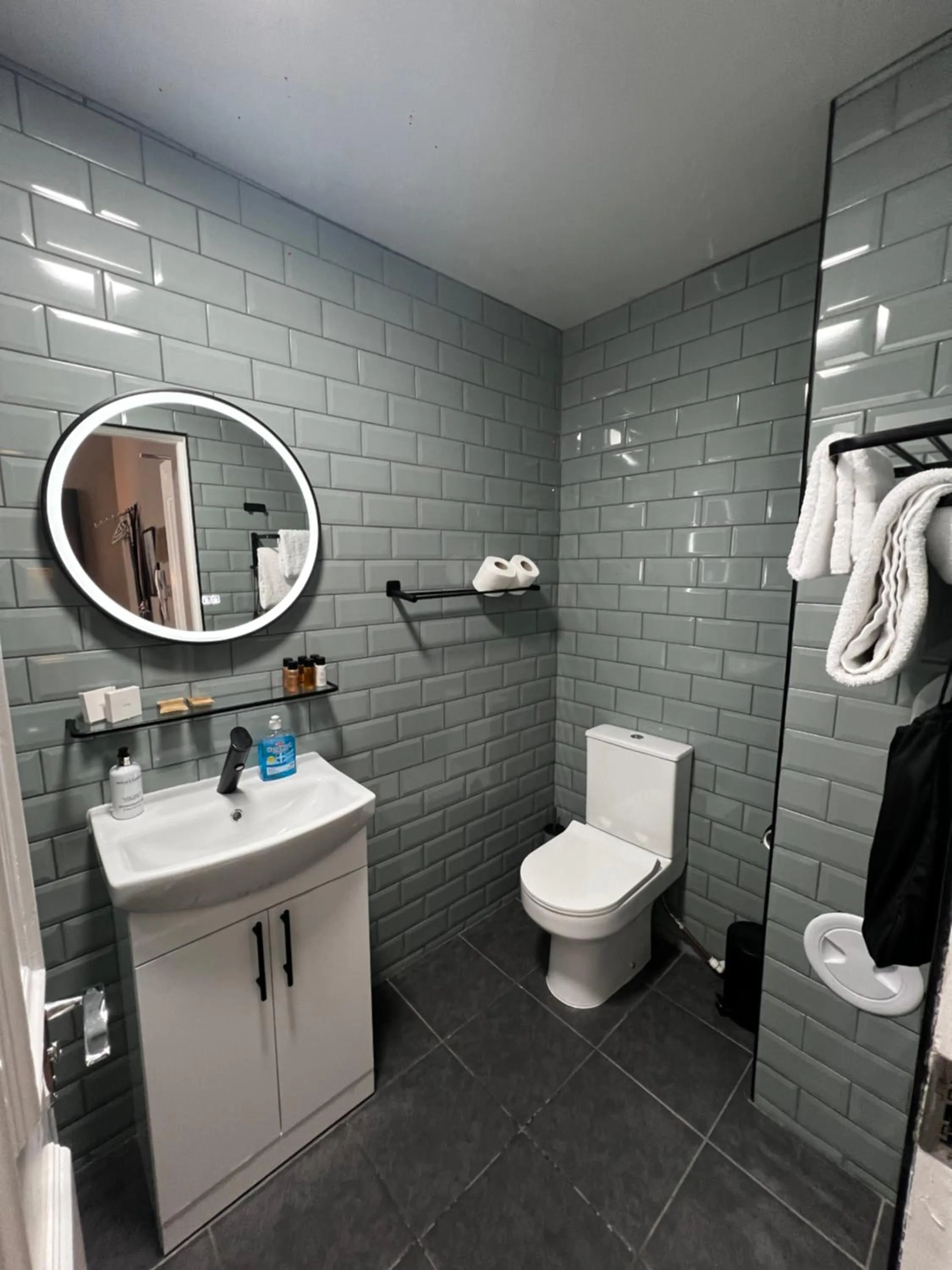 Amani Apartments - Glasgow City Centre